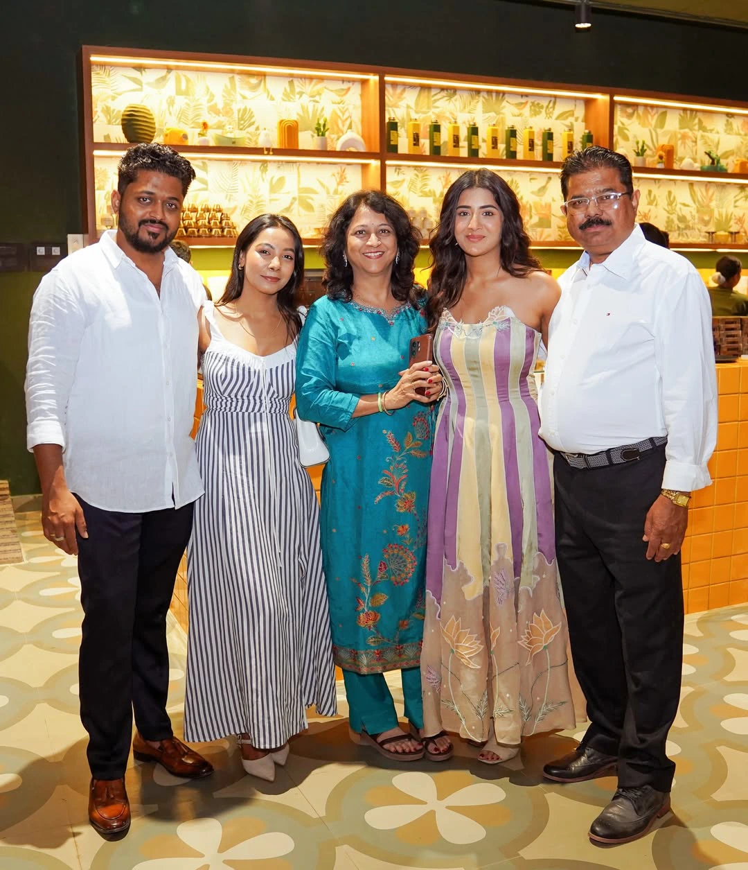 Rashi Singh Opens a Cafe in Hyderabad