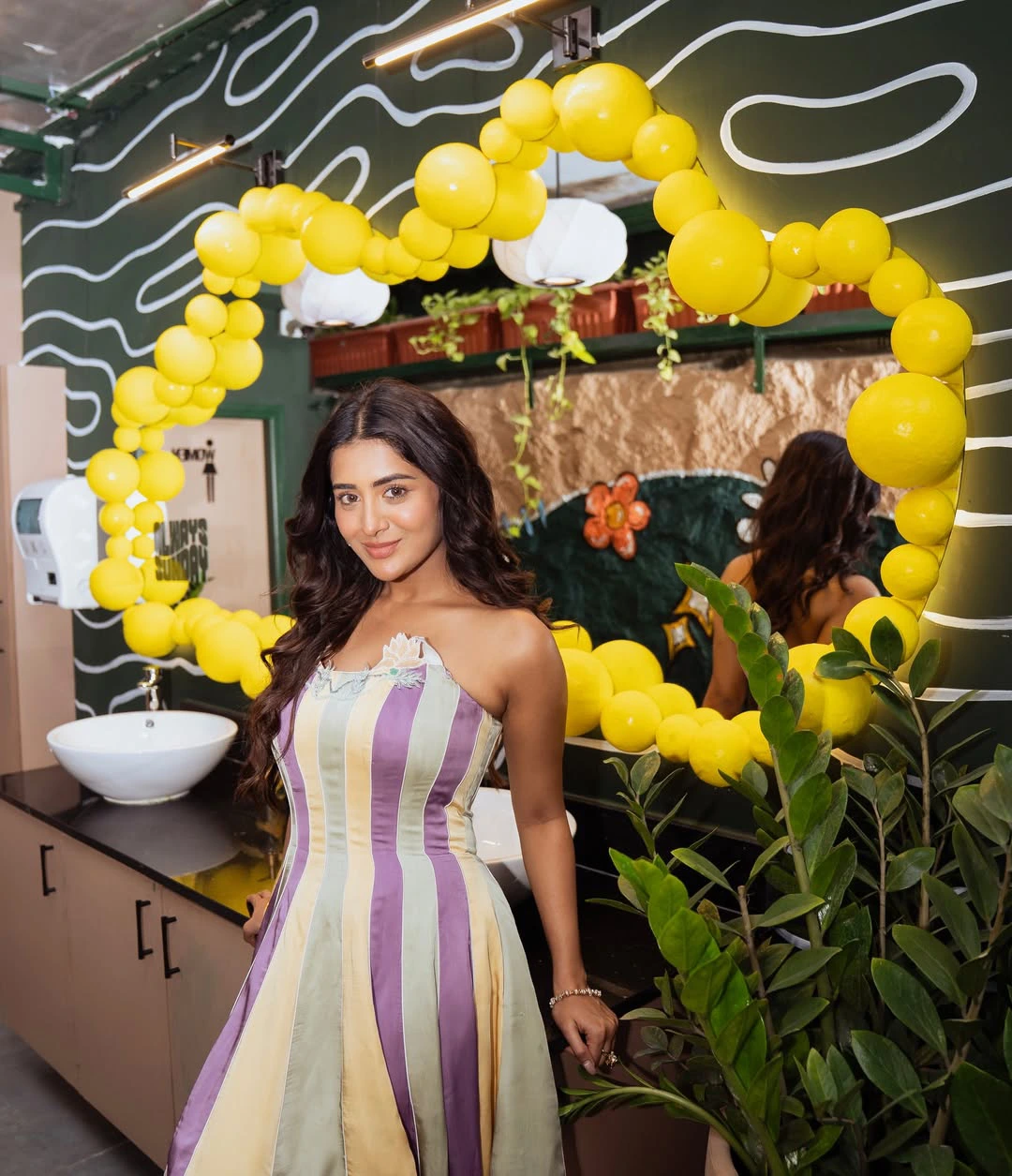 Rashi Singh Opens a Cafe in Hyderabad