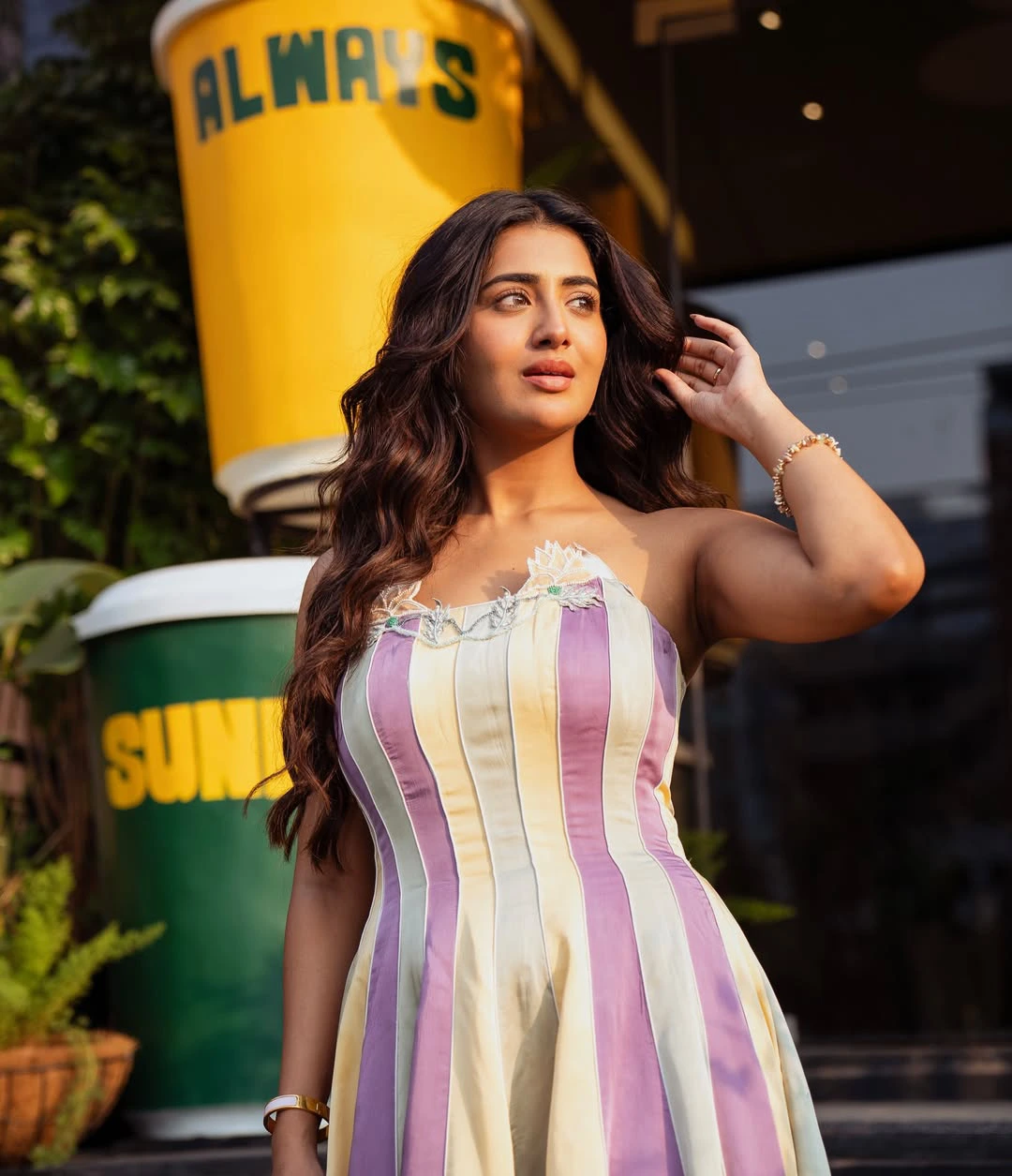 Rashi Singh Opens a Cafe in Hyderabad