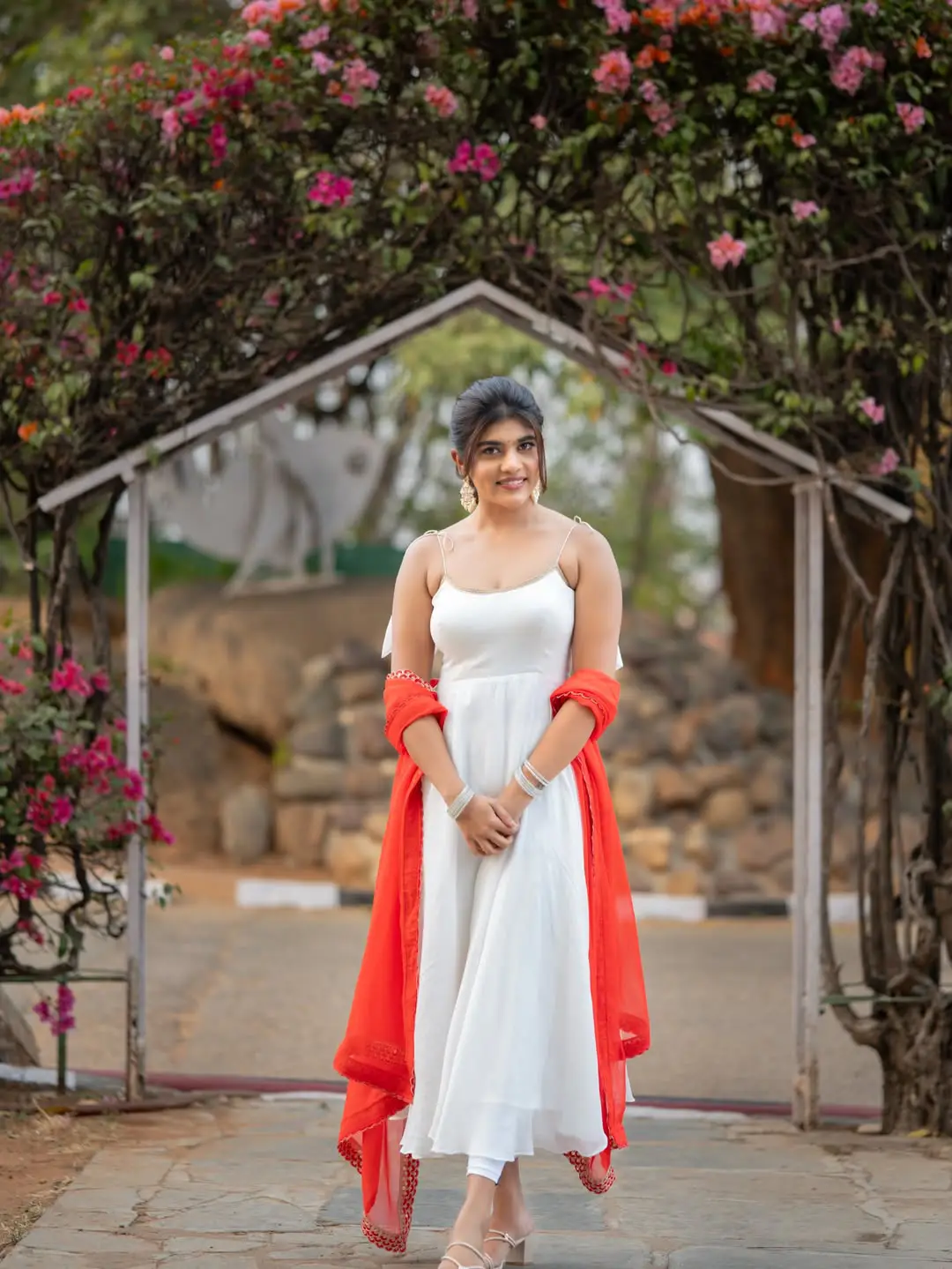 Rithu Chowdhary latest hot photos (2)