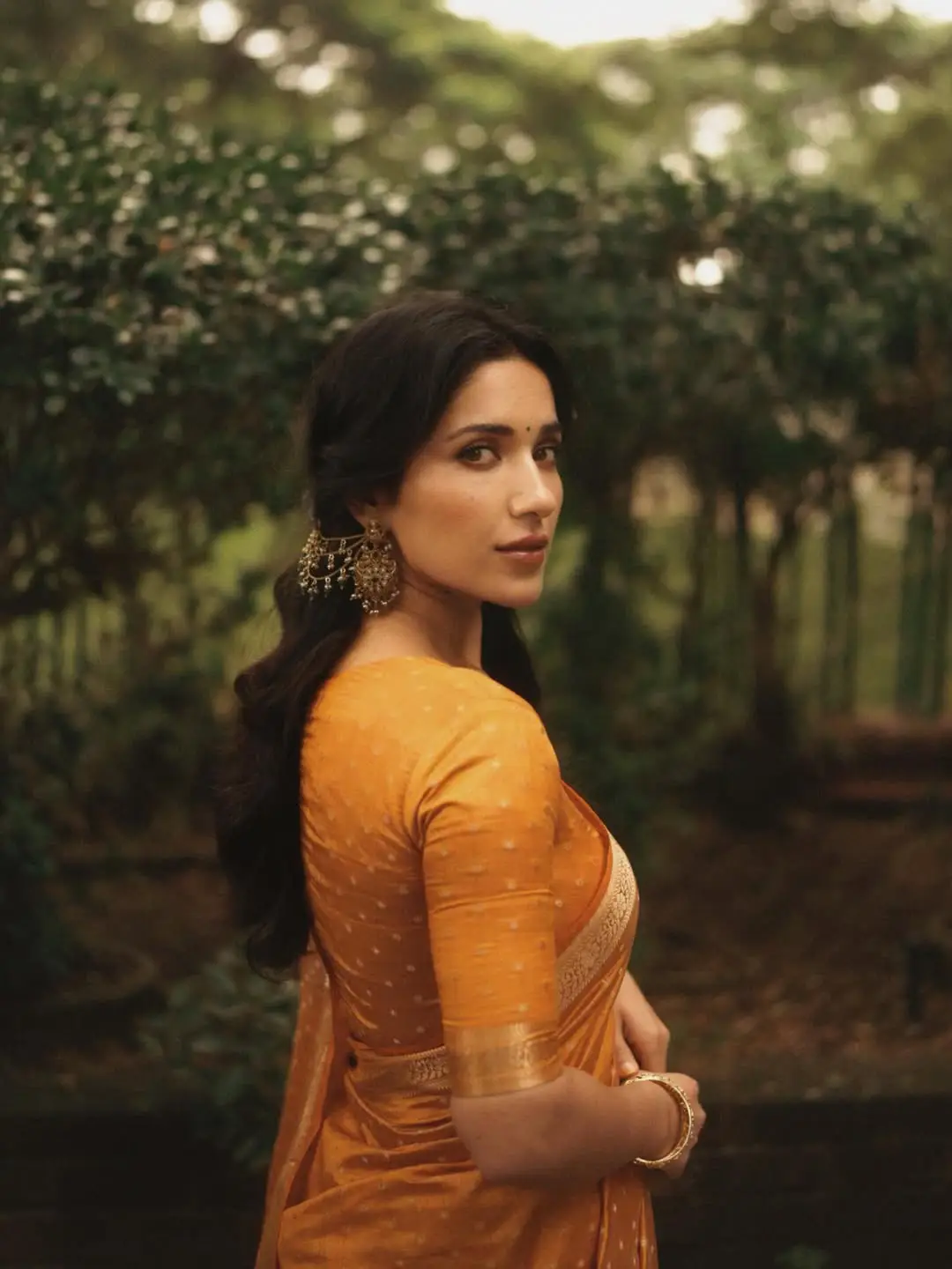 Ruhani Sharma latest photos (1)