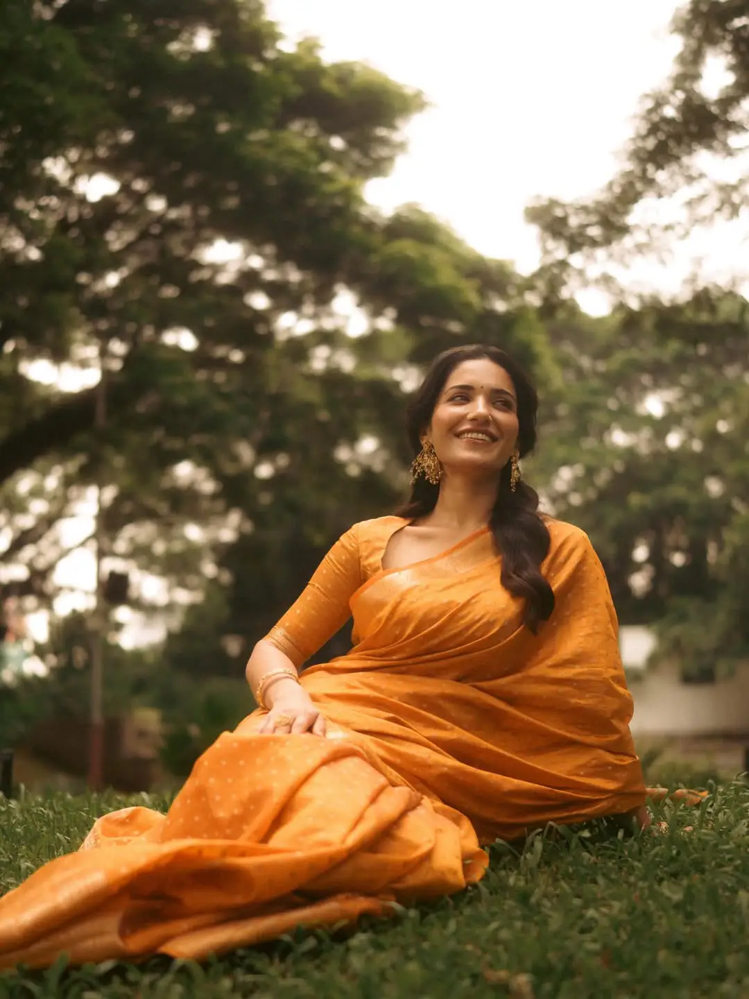 Ruhani Sharma latest photos (1)