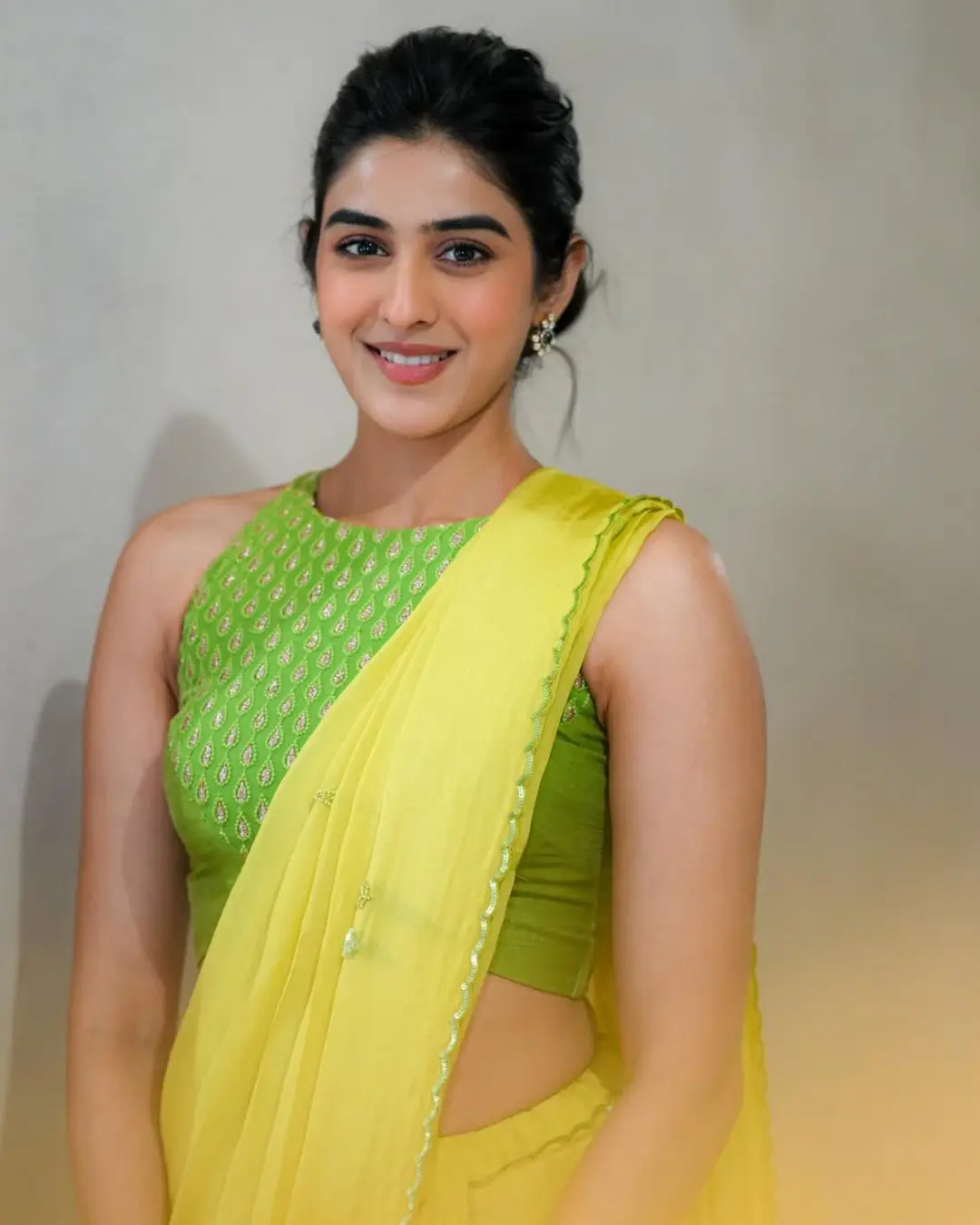 Sakshi Vaidya latest photo gallery (1)