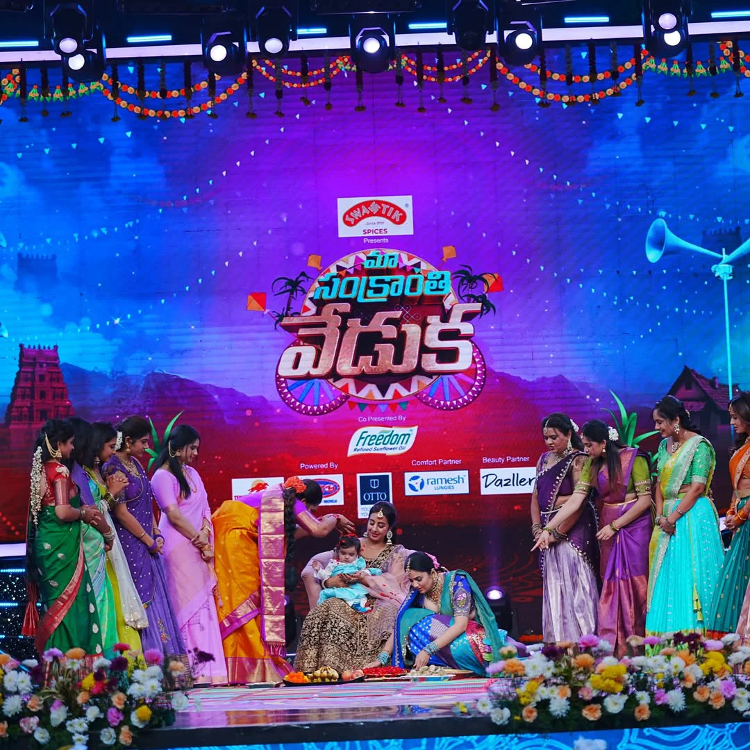 Sanjana Galrani Participated in TV Show with Daughter