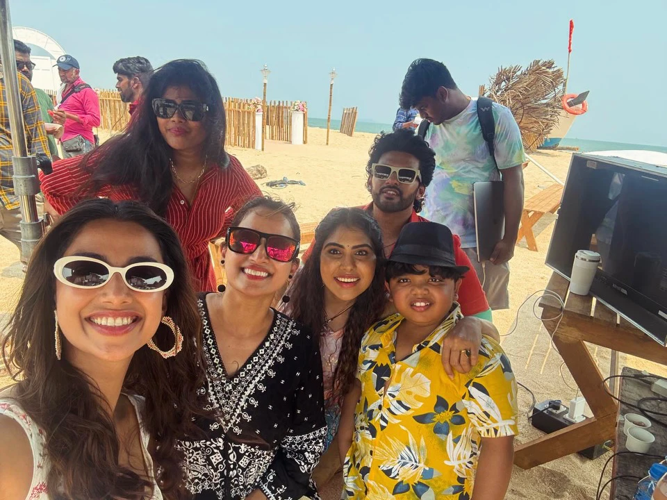 Jabardasth Satya Sri Shares Anaganaga Oka Raju Working Stills