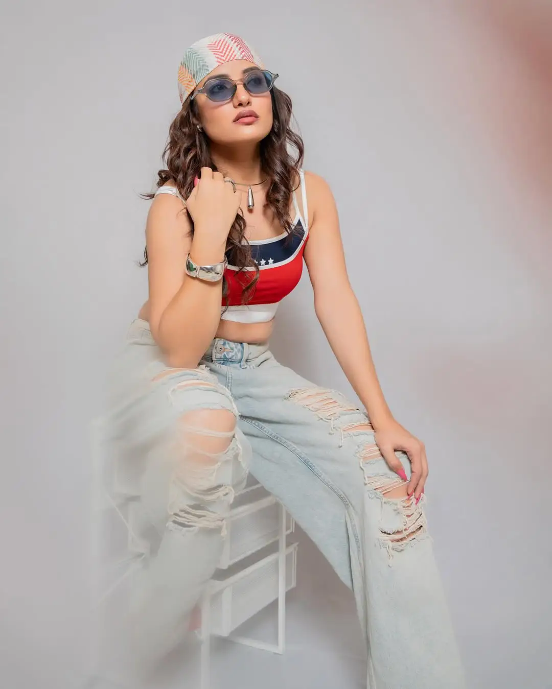 Siri Hanmanth latest trendy photos (1)