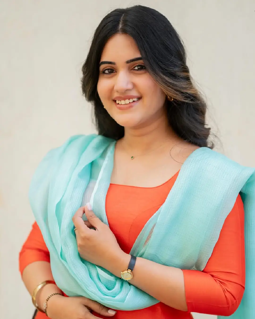 Sravanthi Chokarapu latest glamour photos (8)