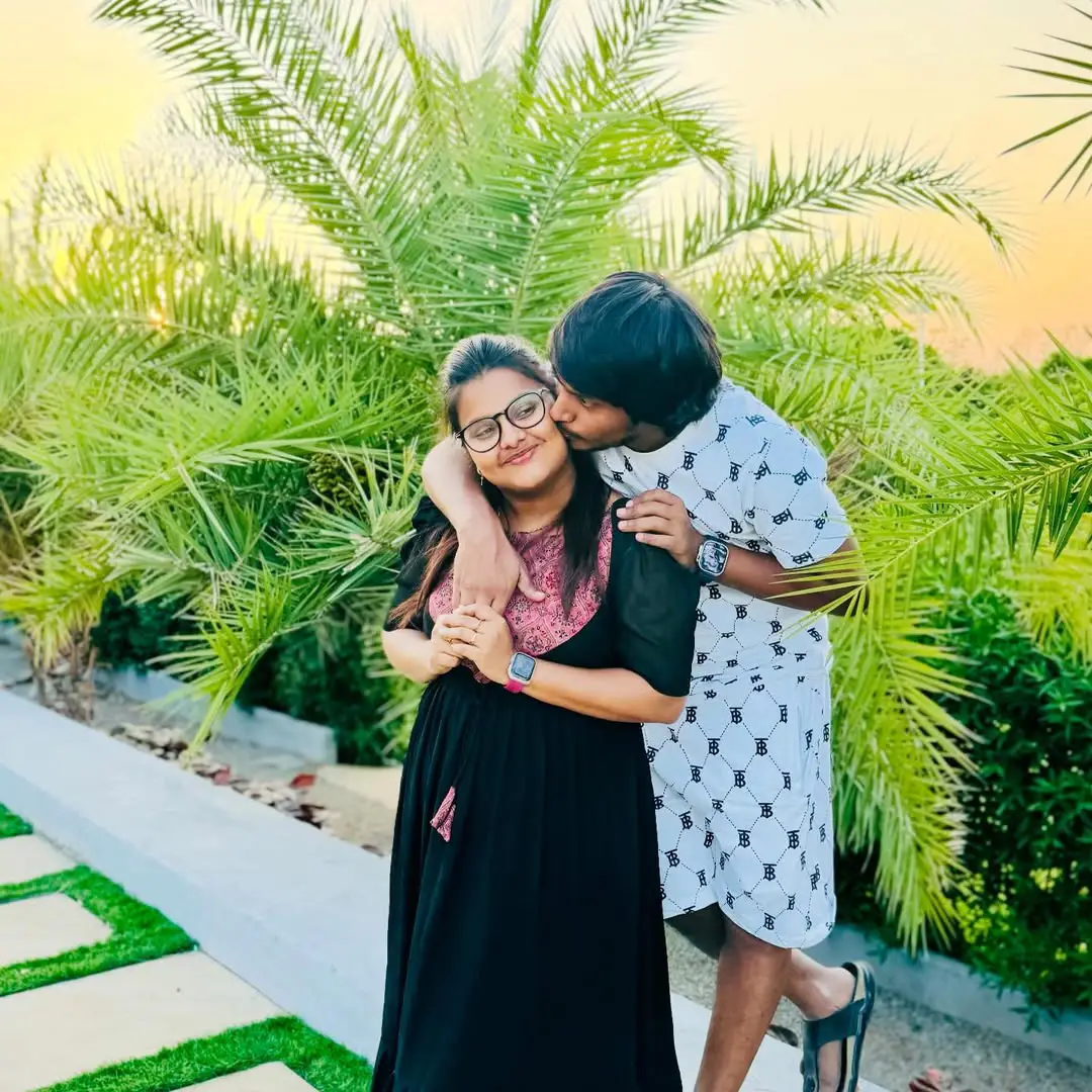 Stellaraj shared spatial photos on her husband Yadamma Raju birthday. (1)