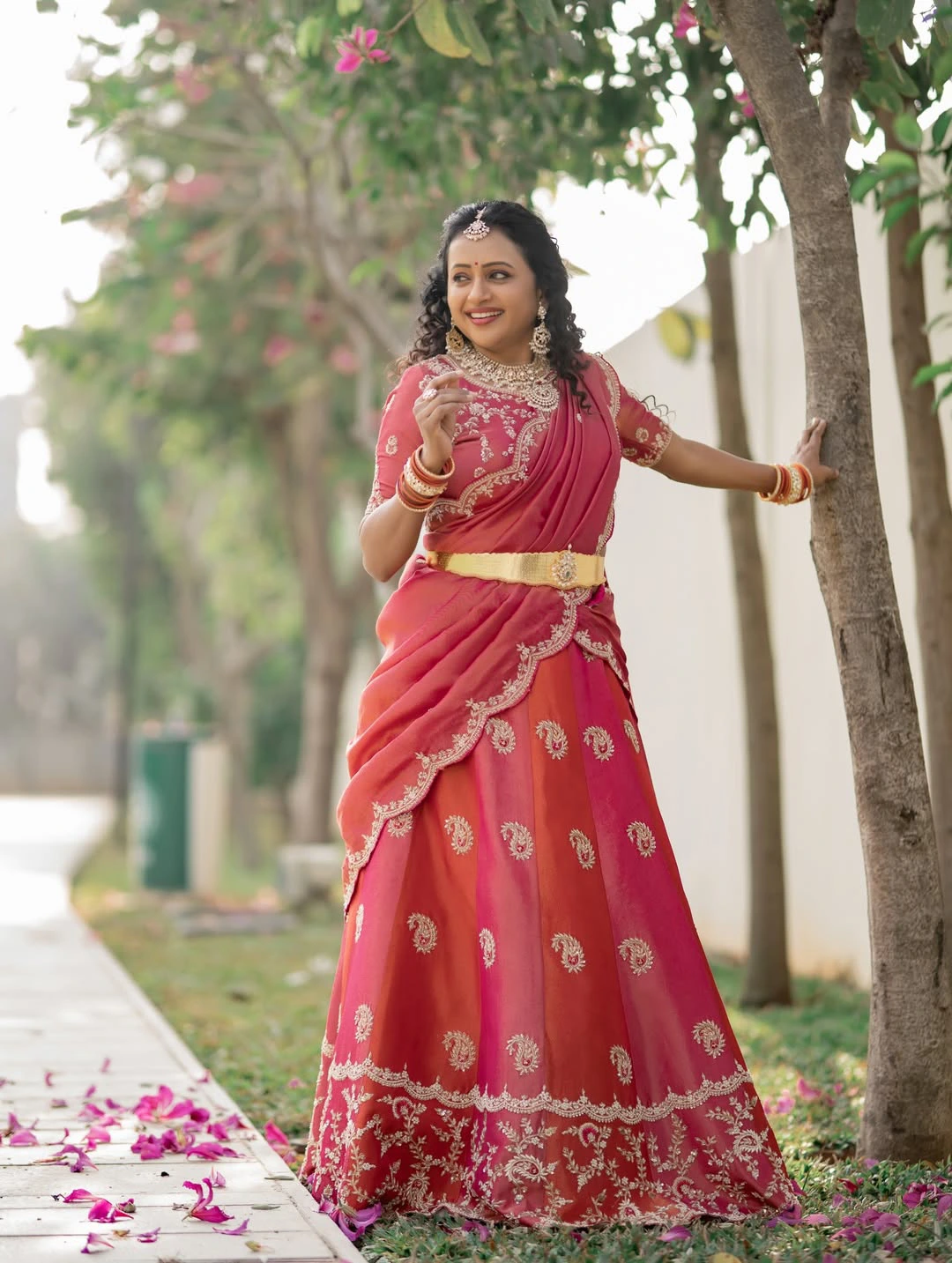 Suma Kanakala Latest Photos in Saree