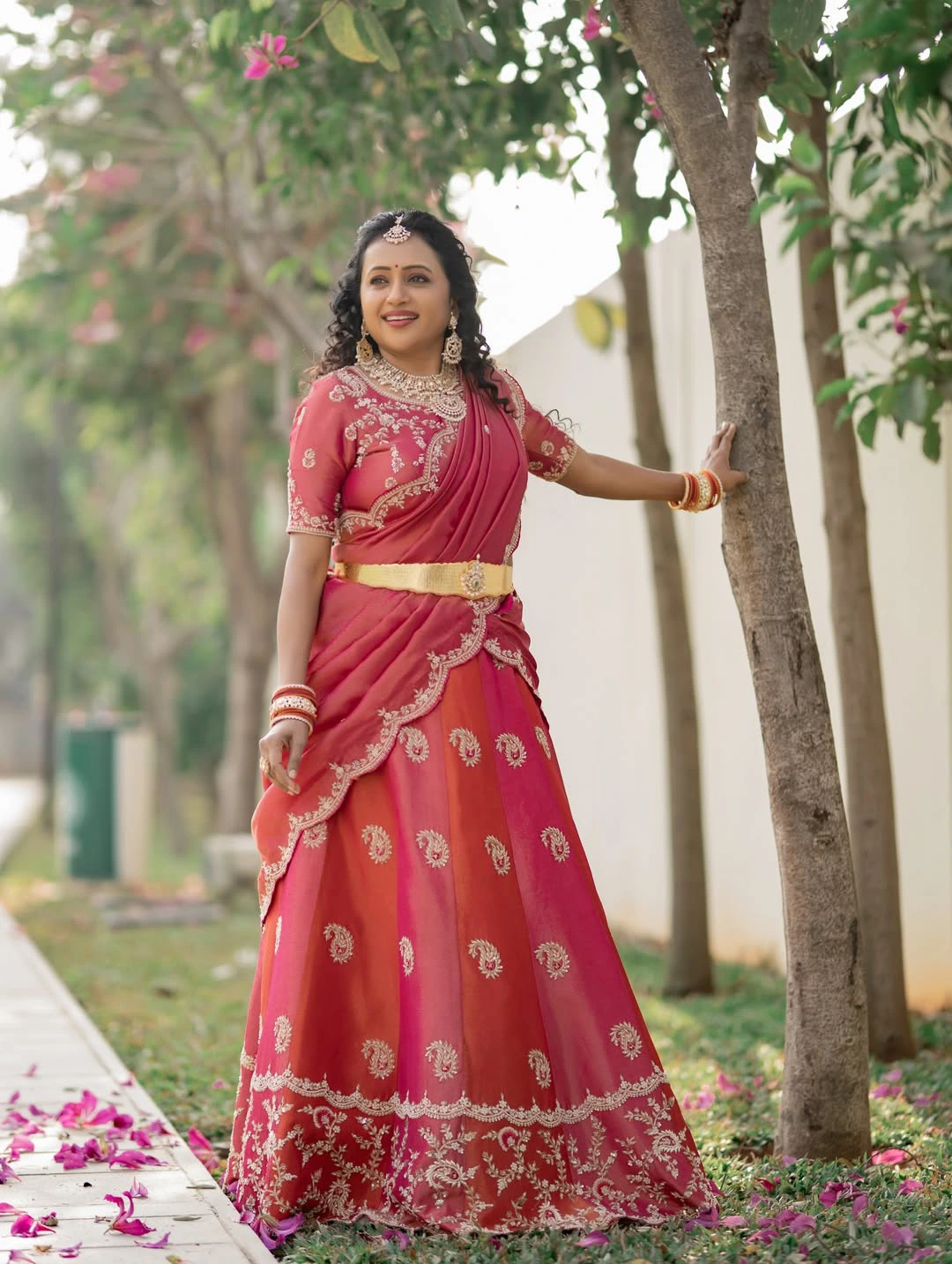 Suma Kanakala Latest Photos in Saree