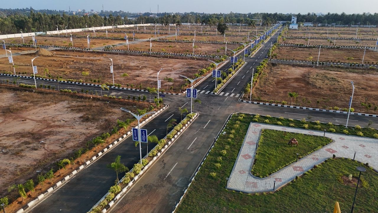 Rajiv Swagruha: గుడ్‌న్యూస్‌.. హైదరాబాద్‌లో ఇల్లు కట్టుకుంటారా? చదరపు గజానికి కేవలం రూ.20 వేలే.. 