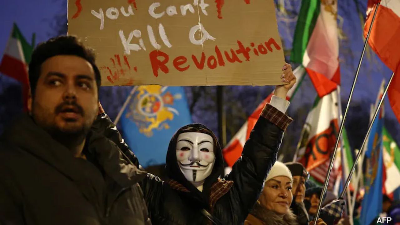 ఇరాన్‌ ప్రజలకు “బాహుబలి” రేంజ్‌లో భరోసా ఇచ్చిన క్రౌన్ ప్రిన్స్.. అమెరికా నుంచి.. త్వరలోనే ఏం జరగనుందంటే?