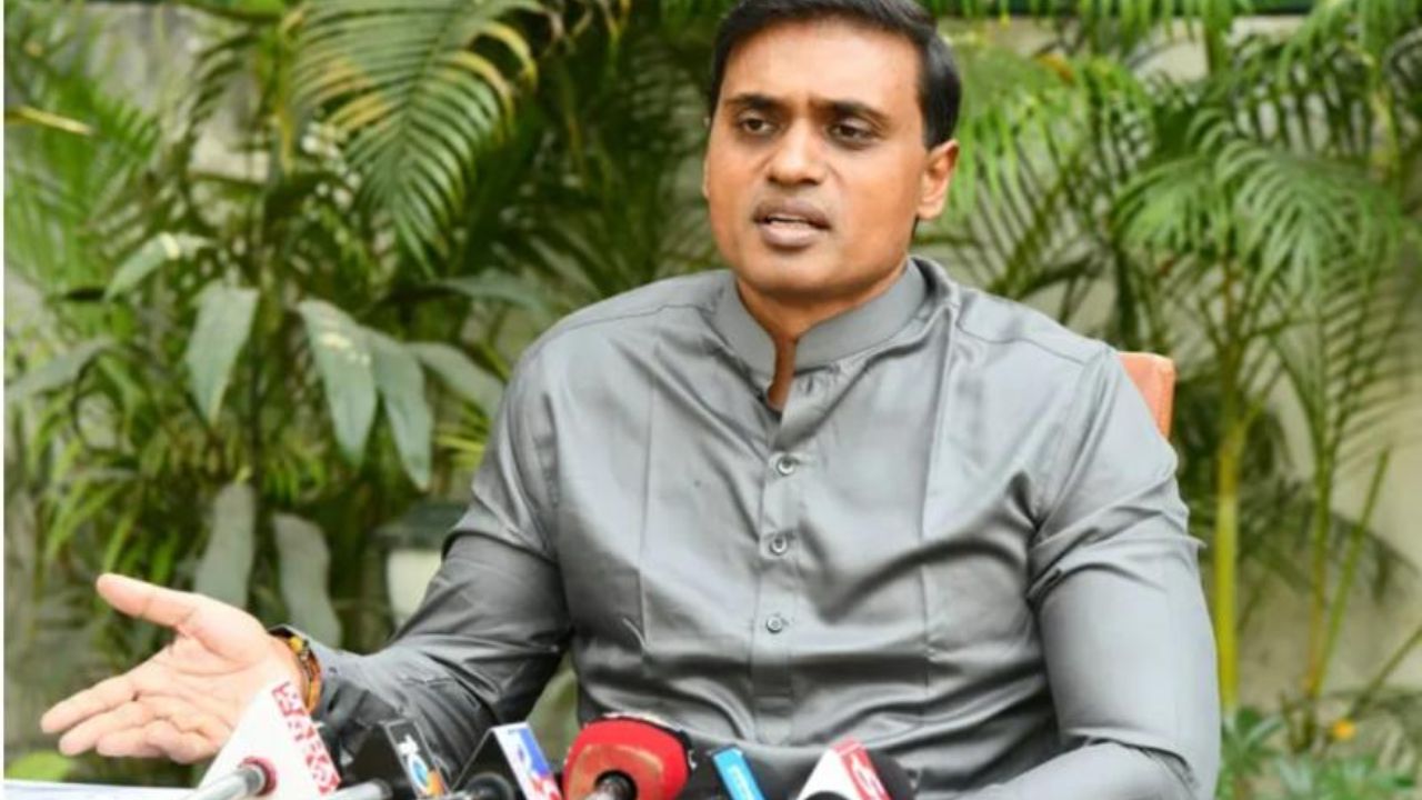 ఆ రోజున విచారణకు రండి అంటూ ఏపీ లిక్కర్ స్కామ్‌లో వైసీపీ ఎంపీ మిథున్ రెడ్డికి ఈడీ నోటీసులు