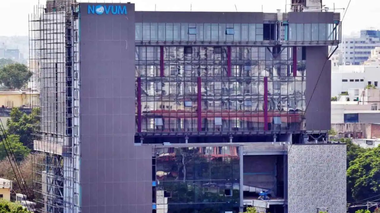 దేశంలోనే మొట్టమొదటిది.. హైదరాబాద్‌లో ఆటోమేటెడ్ మల్టీ లెవెల్ పార్కింగ్ సిస్టమ్.. ఇక పార్కింగ్‌ కష్టాలు ఉండవ్..