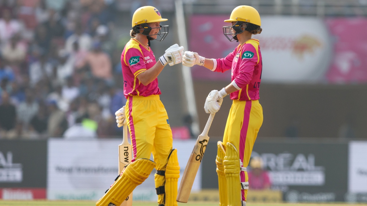 WPL 2026 : దంచికొట్టిన మెగ్ లానింగ్, లీచ్‌ఫీల్డ్.. ముంబై ఎదుట భారీ ల‌క్ష్యం