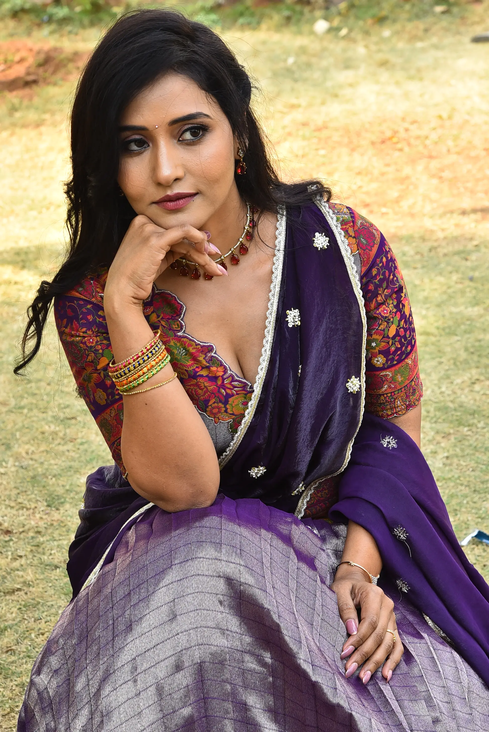 devagudi movie heroine anushree photos viral (1)