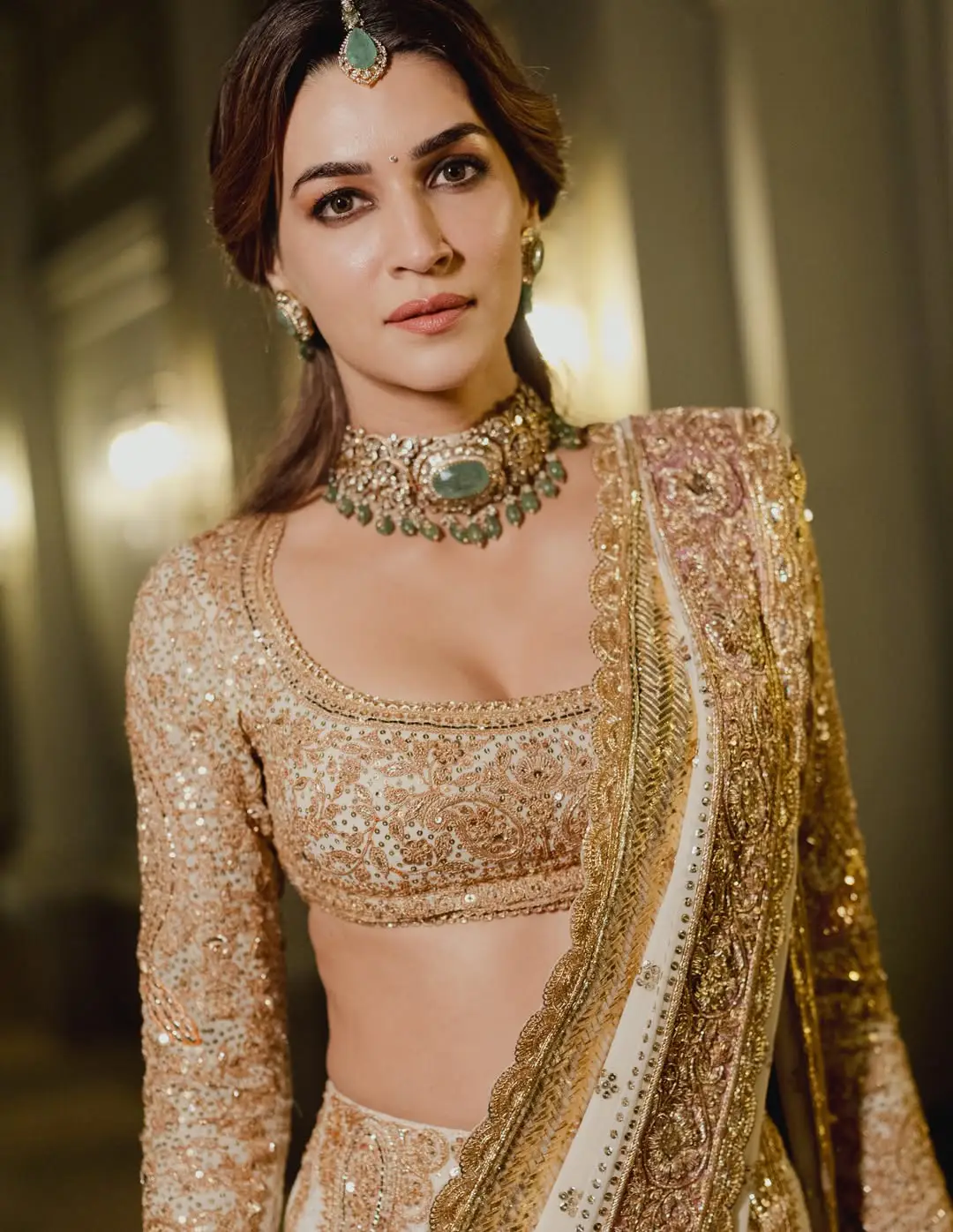 kriti sanon latest photos (1)
