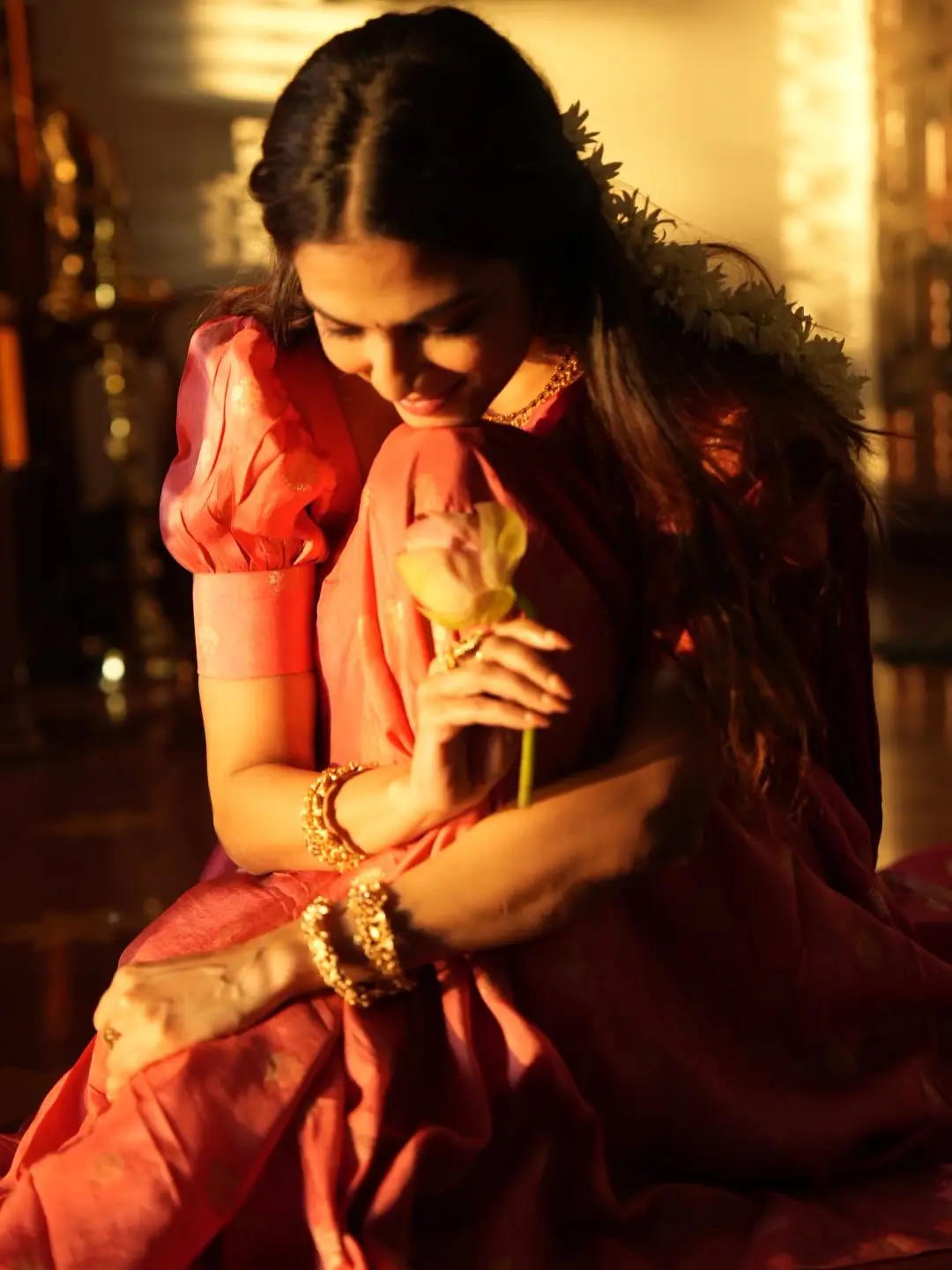 malavika mohanan latest photo gallery (1)