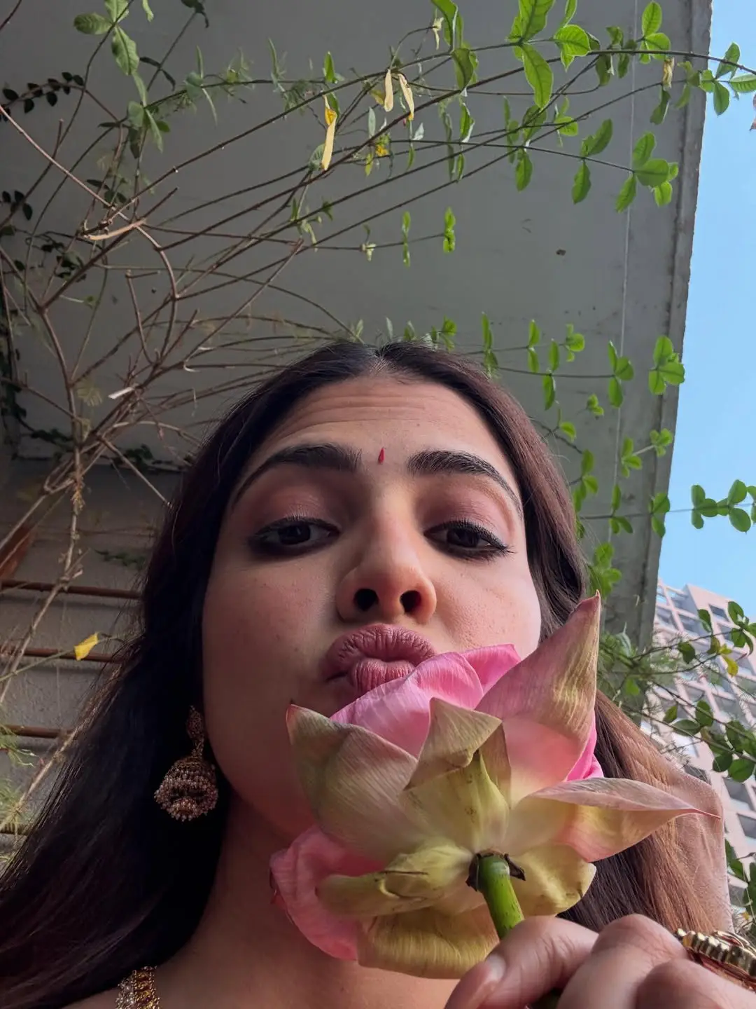 malavika mohanan latest photo gallery (1)