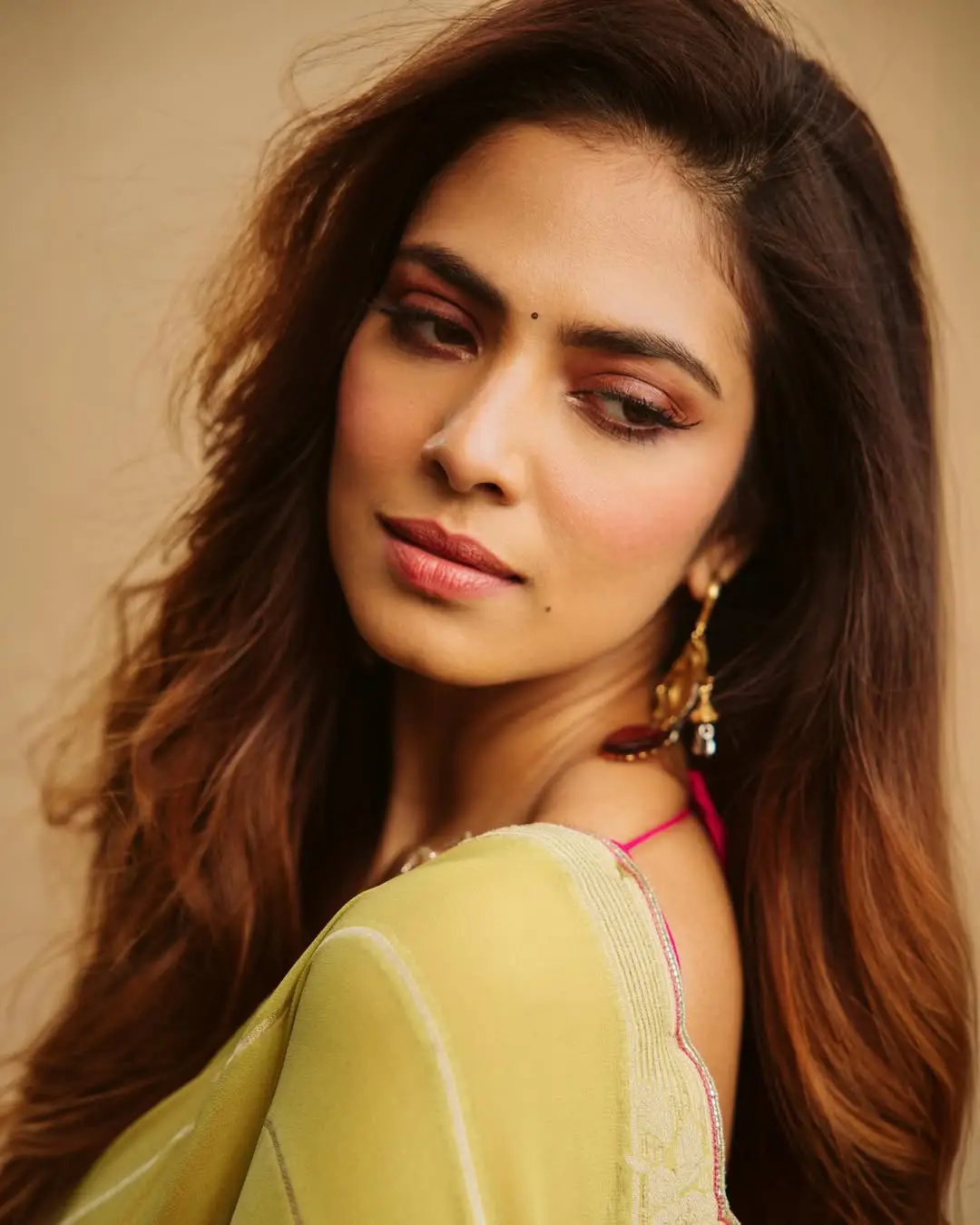 malavika mohanan latest photos (1)