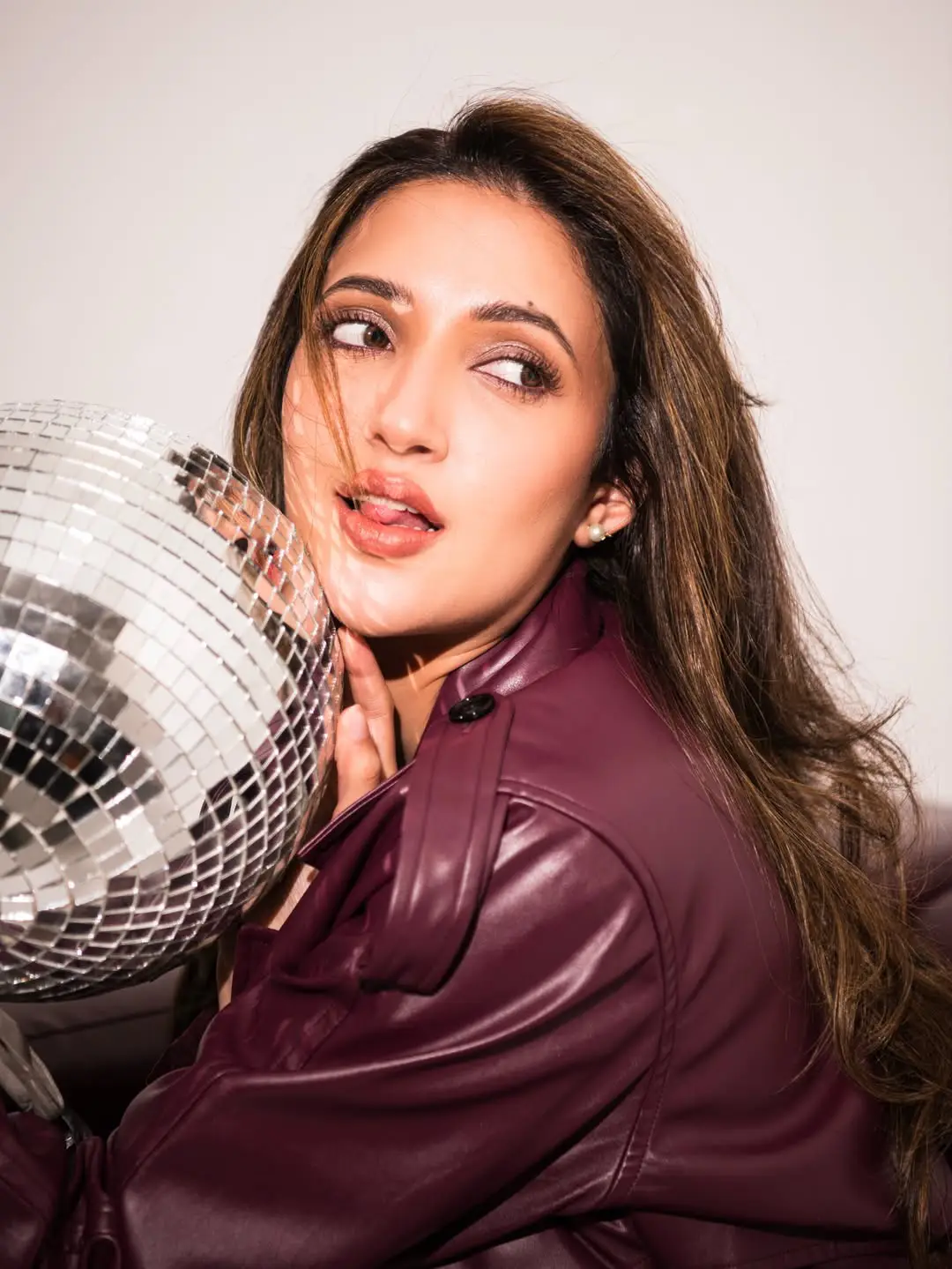 neha shetty latest glamour photos (1)