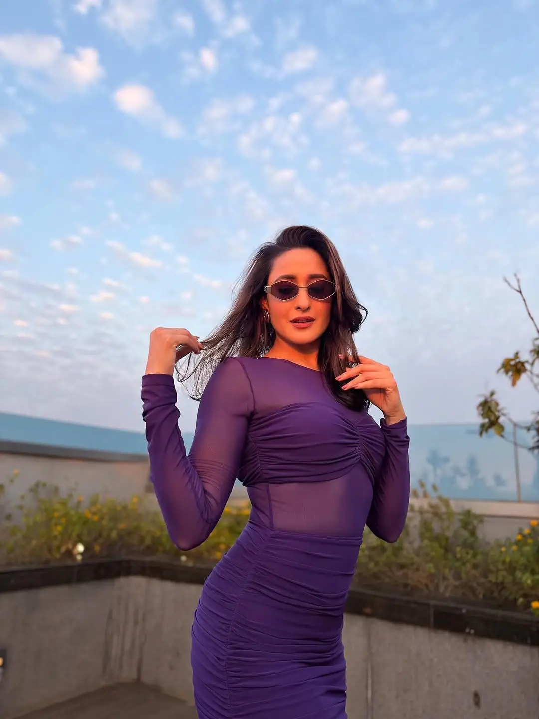 pragya jaiswal stunning photo gallery (1)