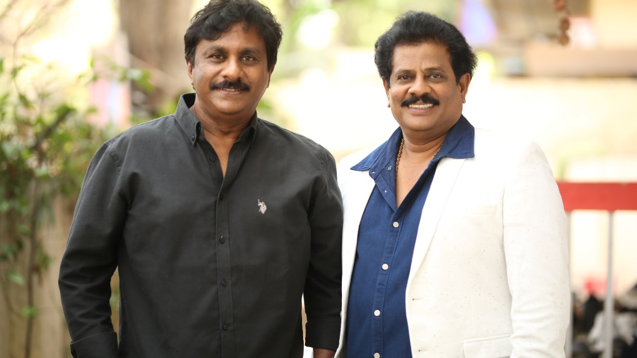 Raghu Kunche : రాయలసీమలో జరిగిన ఫ్యాక్షన్ కథలతో సినిమా.. ‘దేవగుడి’ దర్శక నిర్మాత, రఘు కుంచె ఇంటర్వ్యూ..