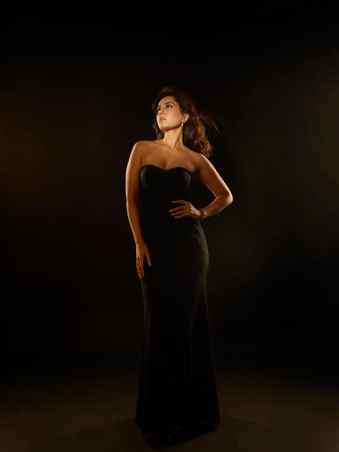 rashi khanna latest photos (1)