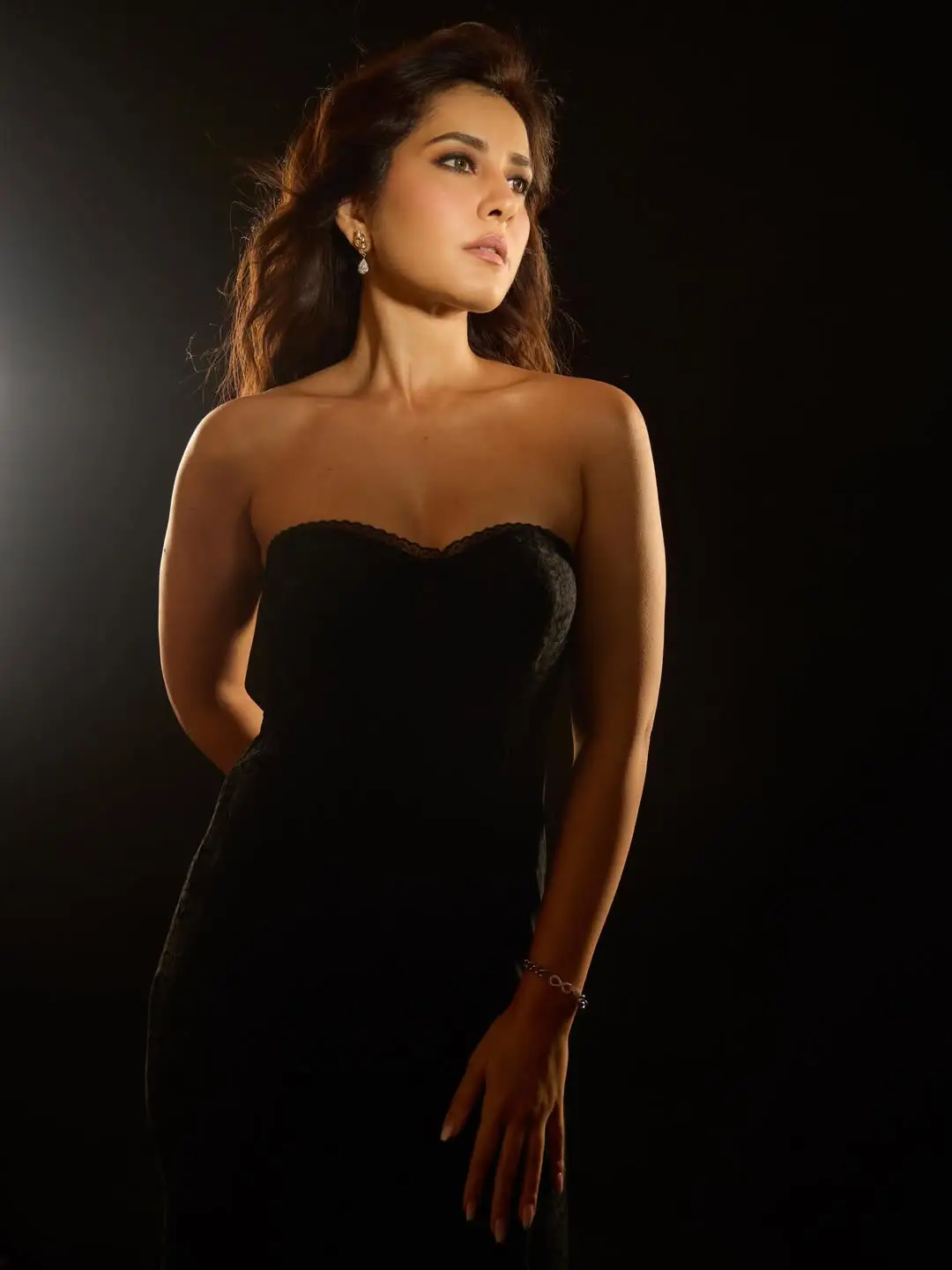 rashi khanna latest photos (1)