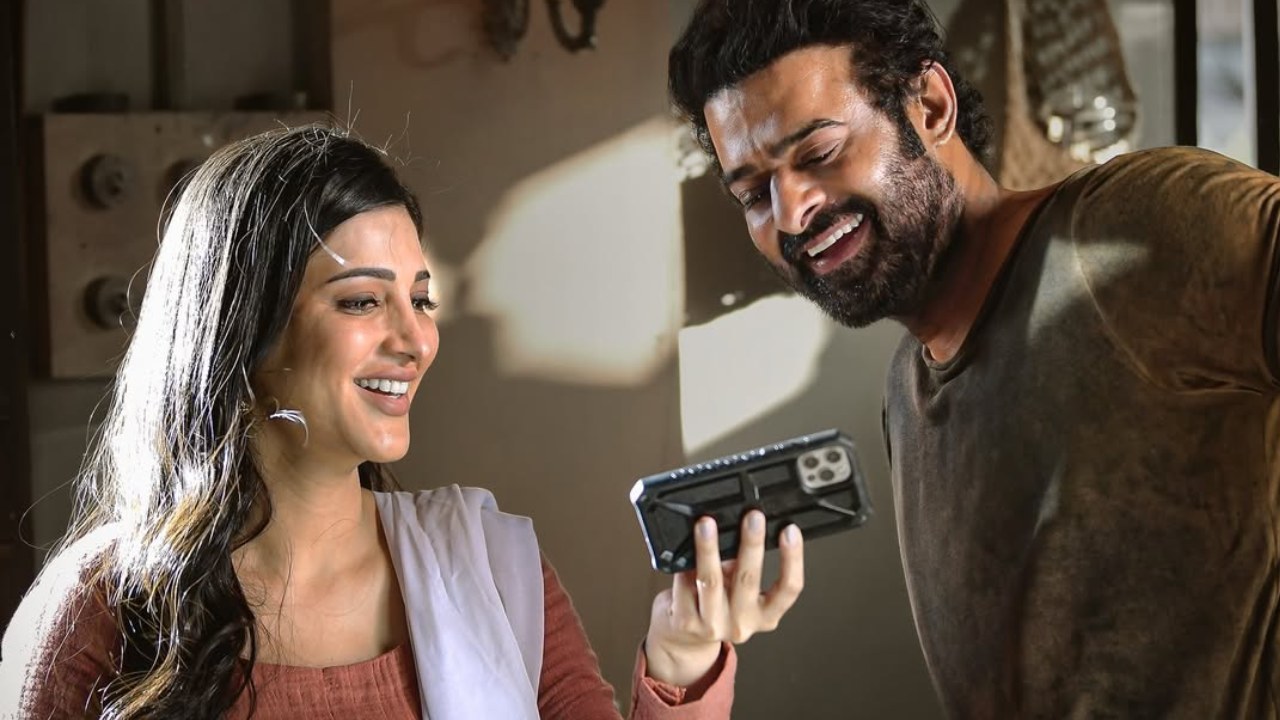 Prabhas : సలార్ అన్ సీన్ ఫోటో చూశారా..? ప్రభాస్ శృతి క్యూట్ ఫోటో వైరల్..
