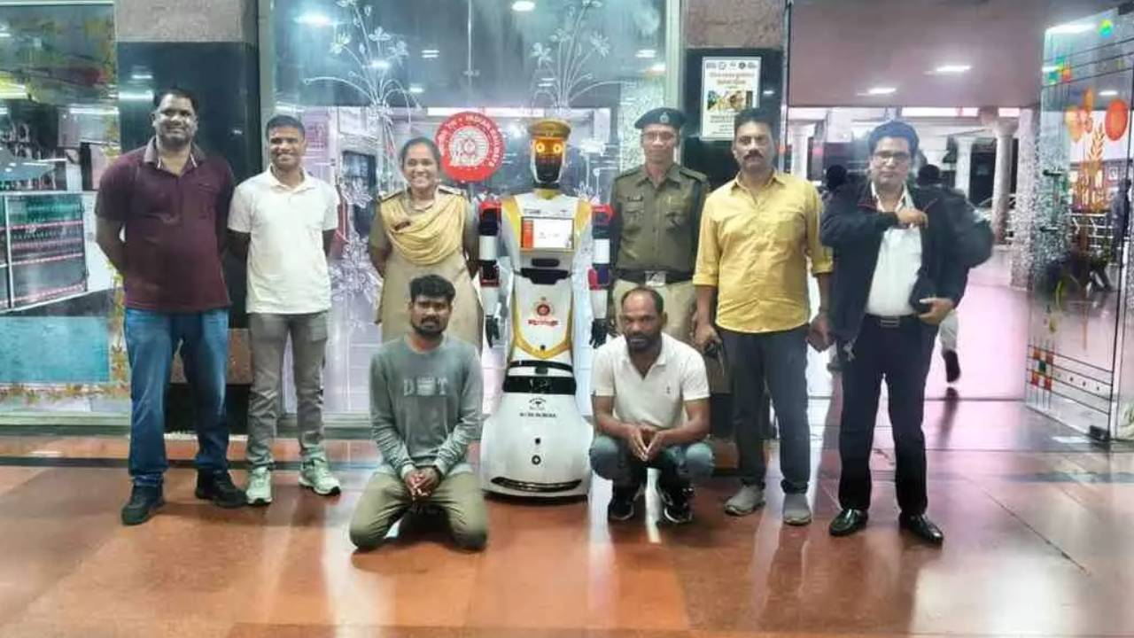 ASC Arjun On Duty : ఈ రోబో చాలా పవర్ ఫుల్ గురూ..! దొంగలను ఇట్టే పట్టేస్తుంది.. ఇద్దరు పాతనేరస్తులను పట్టించింది..