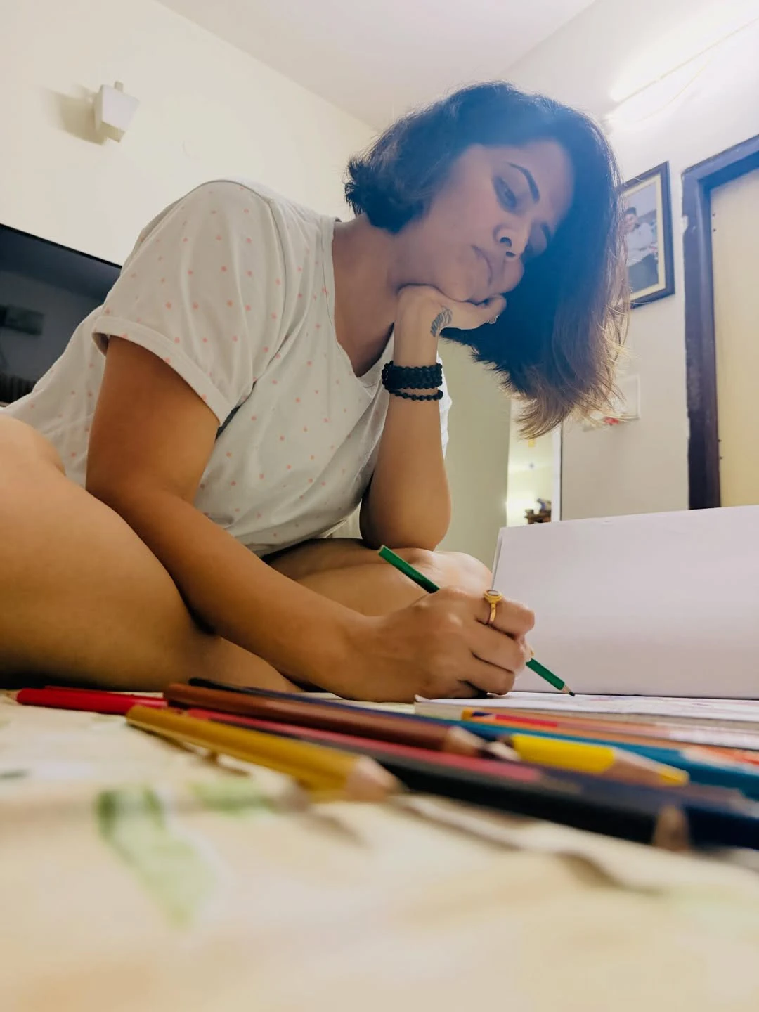 Anasuya Bharadwaj Shares Photos with New Hair Style