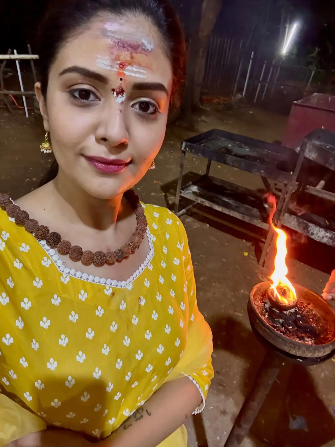 Anchor Sreemukhi shared Arunachalam photos on the occasion of maha Shivaratri