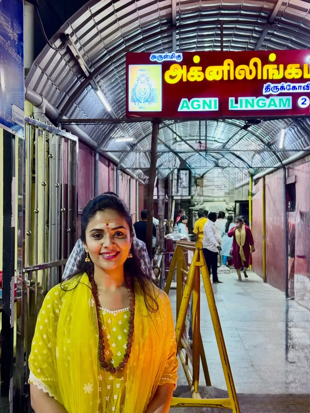 Anchor Sreemukhi shared Arunachalam photos on the occasion of maha Shivaratri