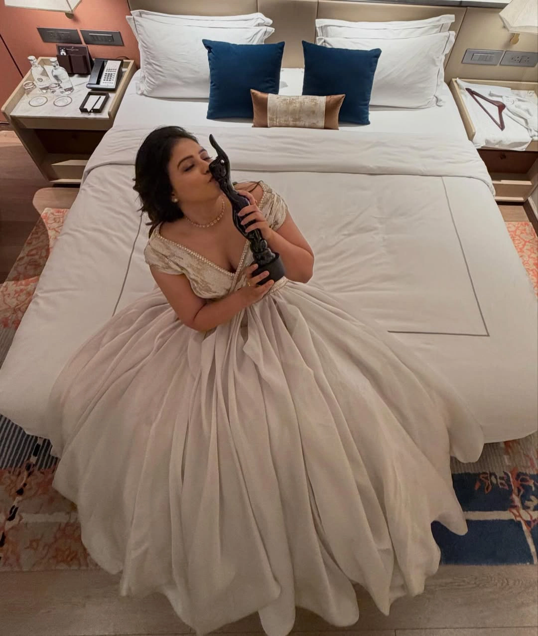 Anjali Stunning Looks for Film Fare Event