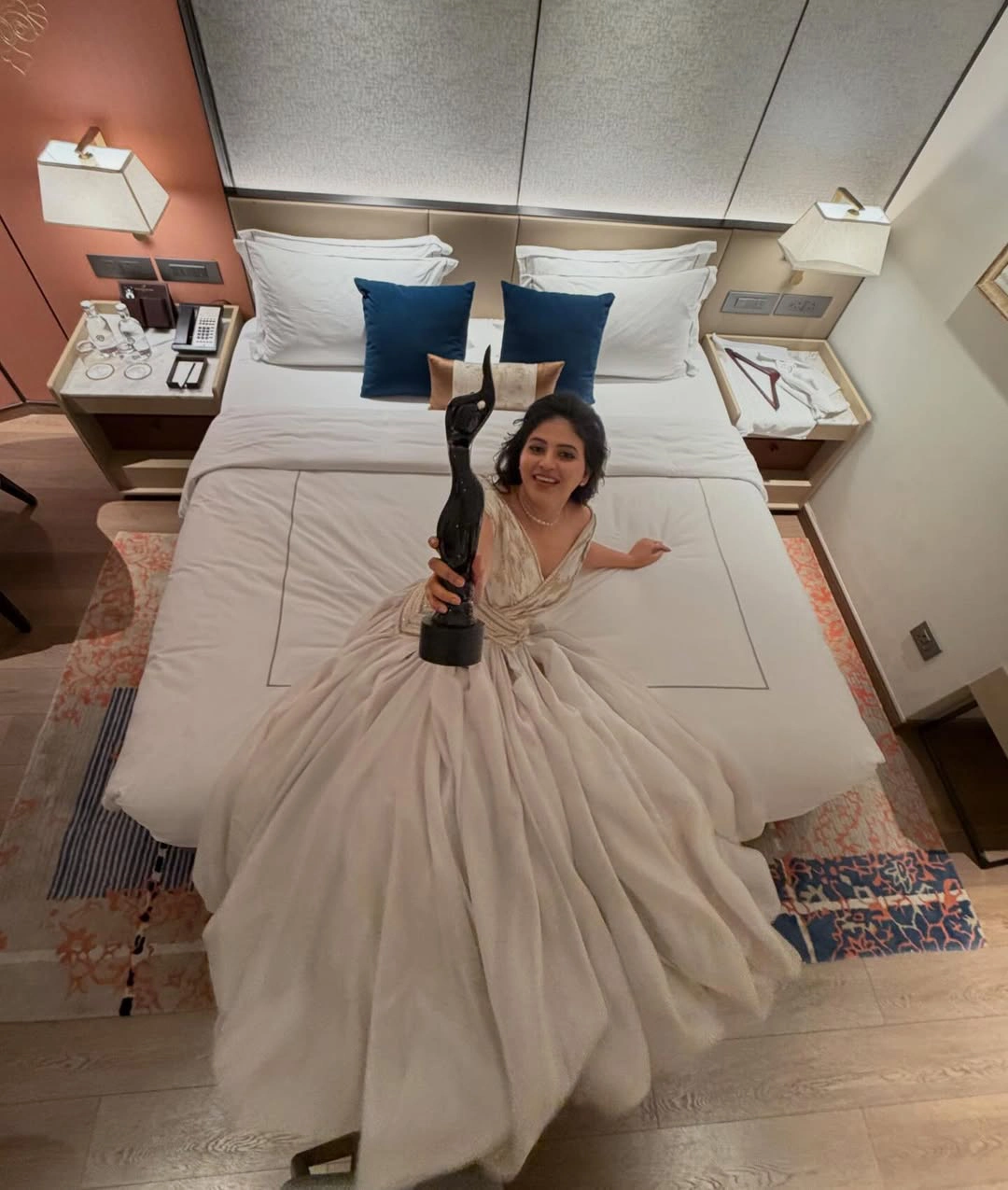 Anjali Stunning Looks for Film Fare Event