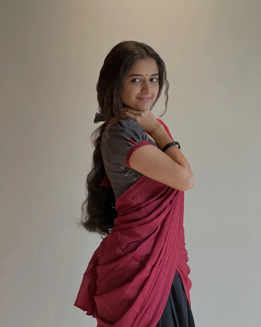 Ashika Ranganath Shares Gatha Vaibhavam Working Stills