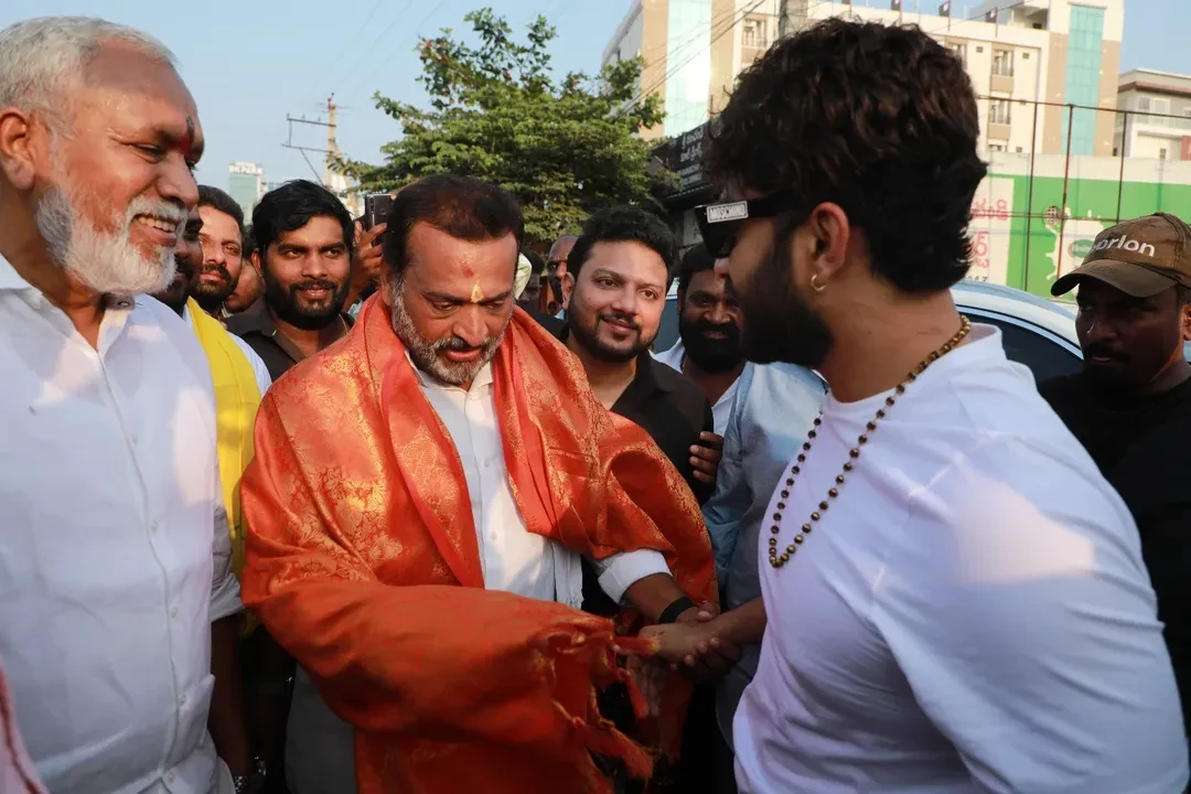 Vishwak Sen Meets Bandla Ganesh