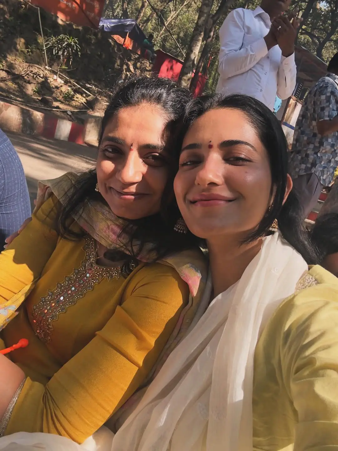 Bollywood heroine Ruhani Sharma went to Tirumala