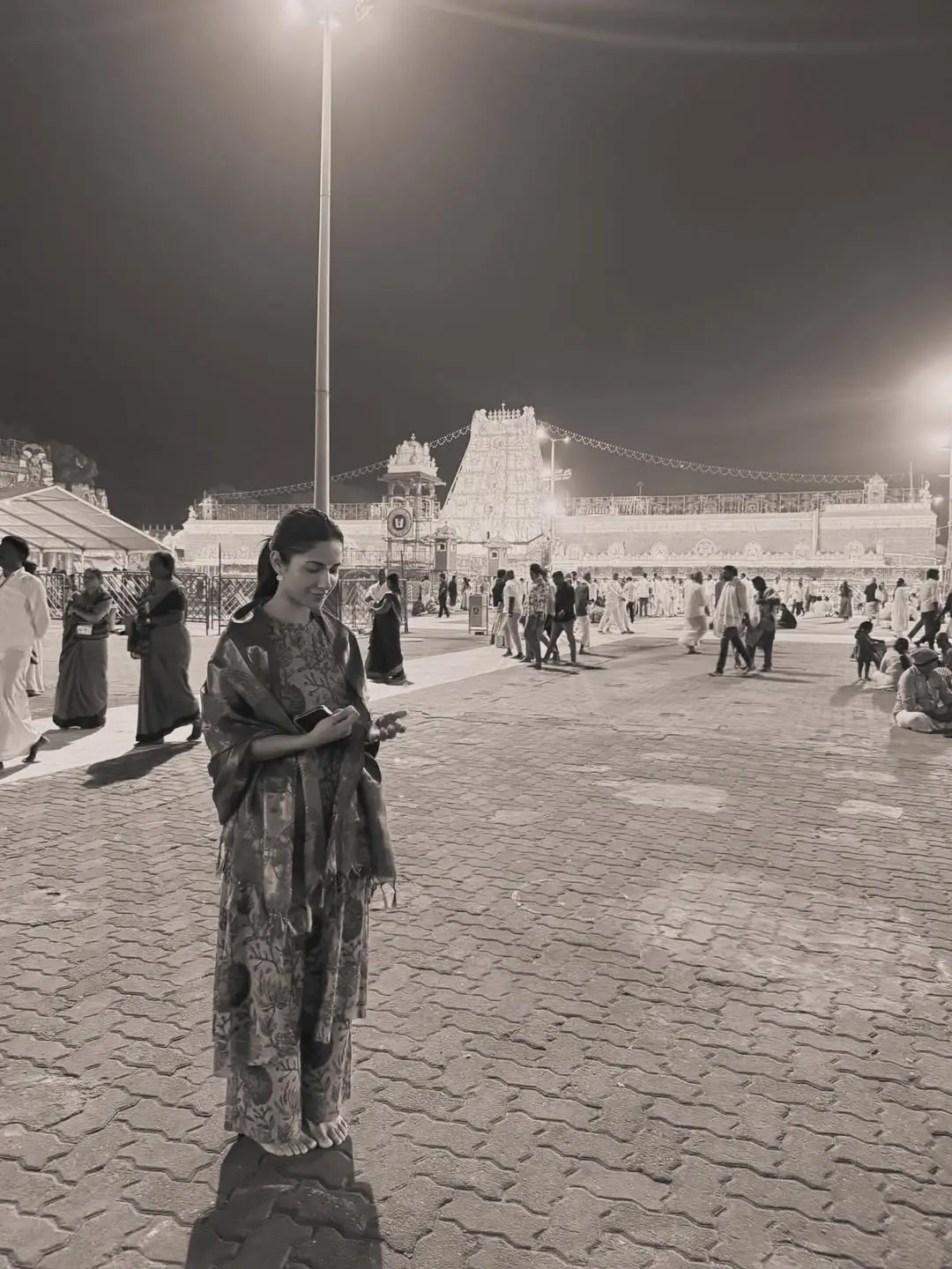 Bollywood heroine Ruhani Sharma went to Tirumala