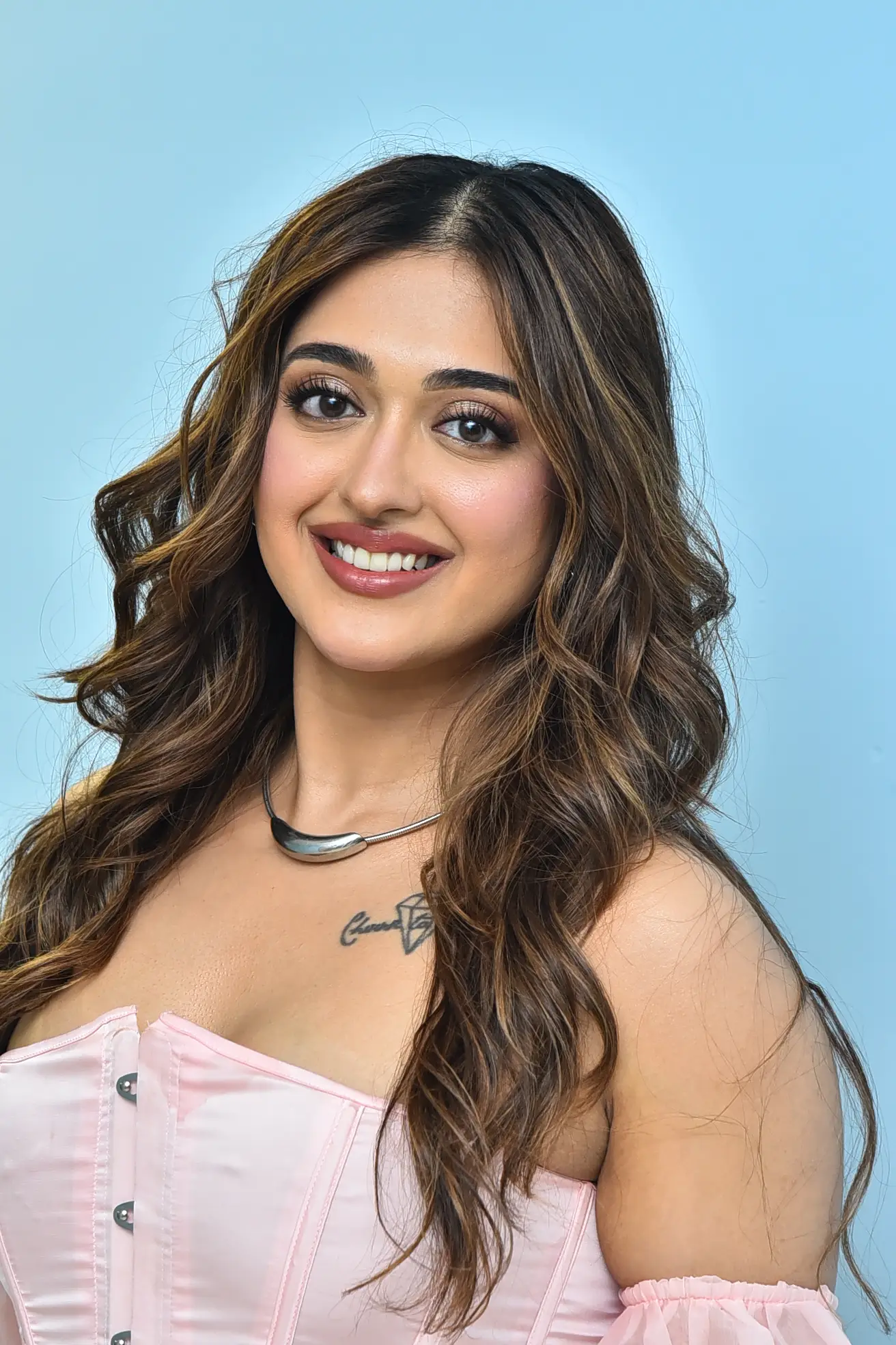 Cult movie beauty Gayatri Bharadwaj photos viral