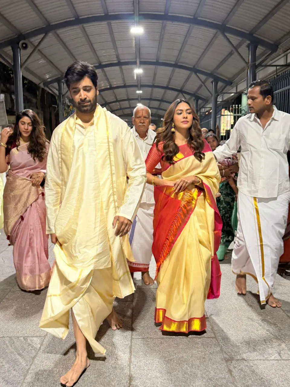 Decoy movie team visits Tirumala photos viral