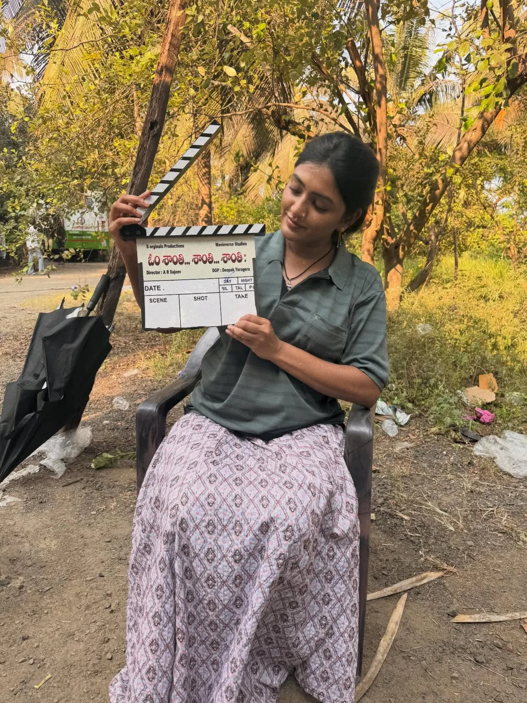 Eesha Rebba Working Stills From Om Shanti Shanti Shantihi