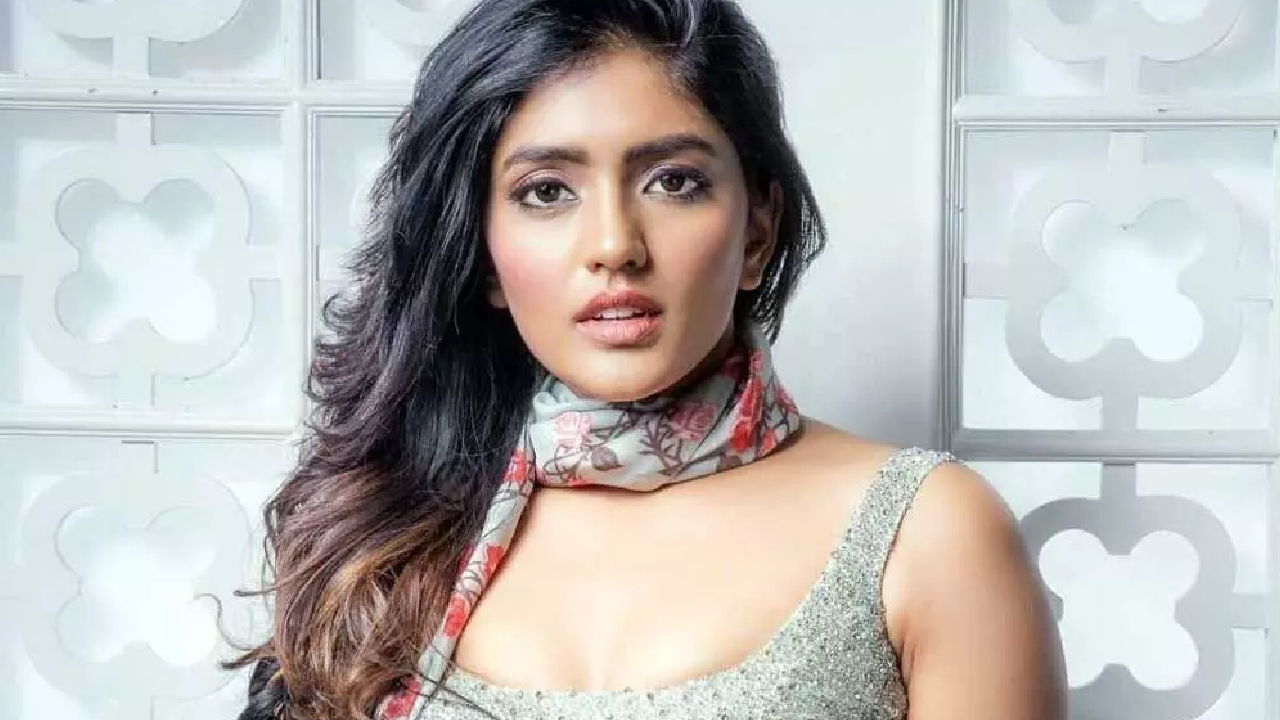 Eesha Rebba: సోషల్ మీడియాలో అసభ్య కామెంట్స్‌.. పోలీసులను ఆశ్రయించిన ఈషా రెబ్బ