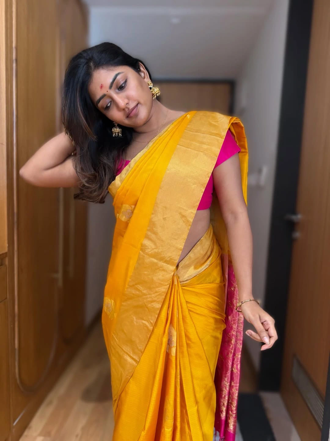 Eeshaa Rebba Visits Tirumala with Family