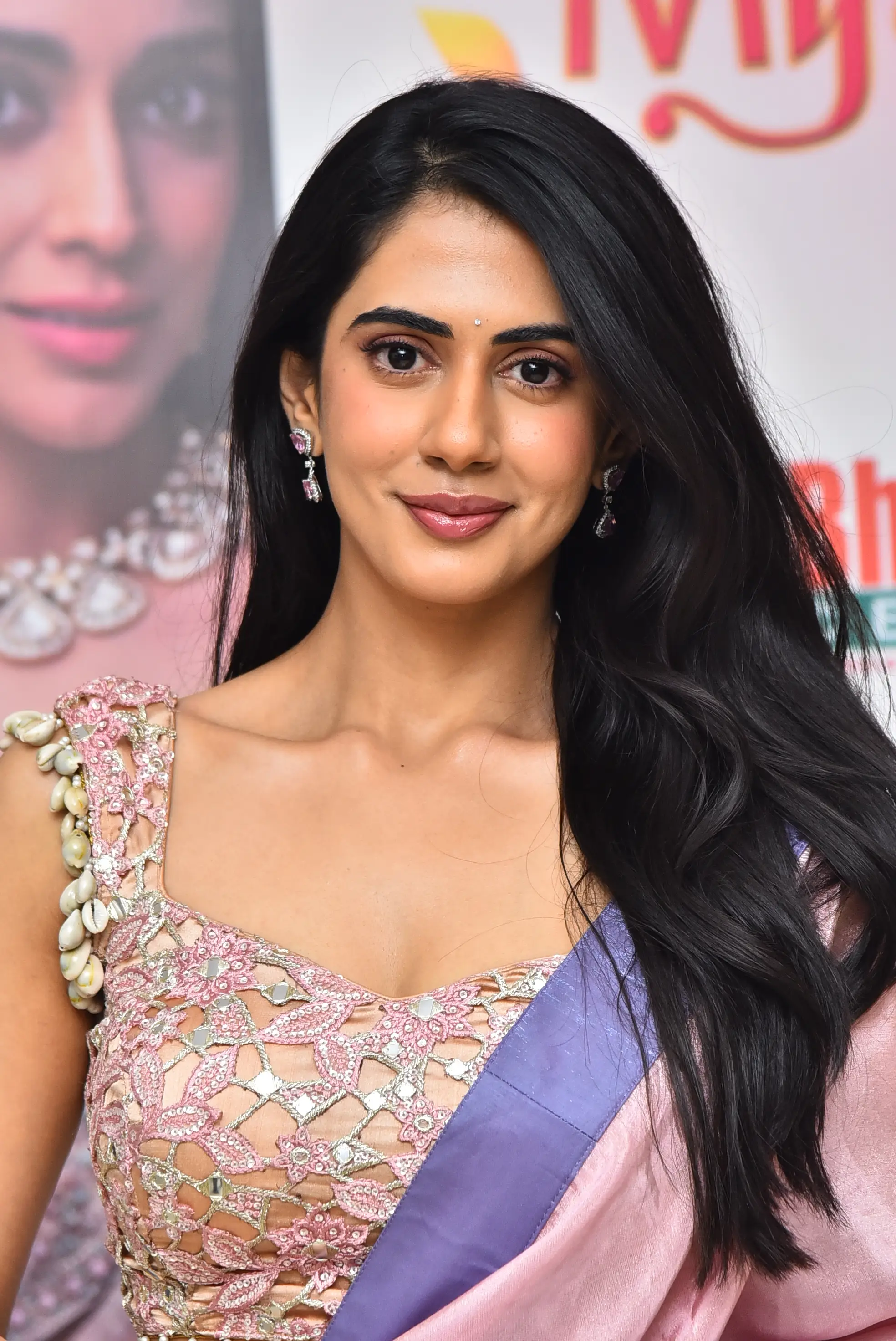 Gehna sippy photos at my south diva calendar 2026 event (1)