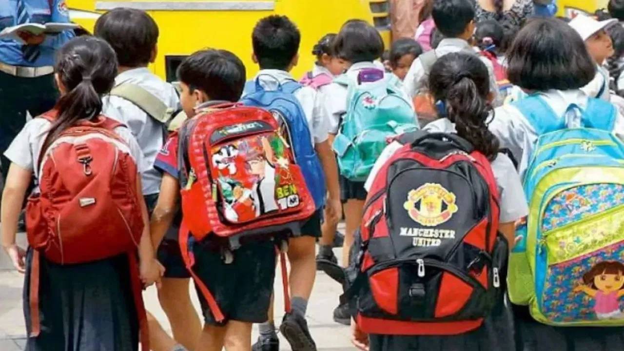 Holiday : ఫిబ్ర‌వ‌రి 11న సెల‌వు.. ఆ ప్రాంతాల్లోని స్కూళ్లు, కాలేజీలు, ప్రైవేట్ సంస్థ‌ల‌న్నీ బంద్‌