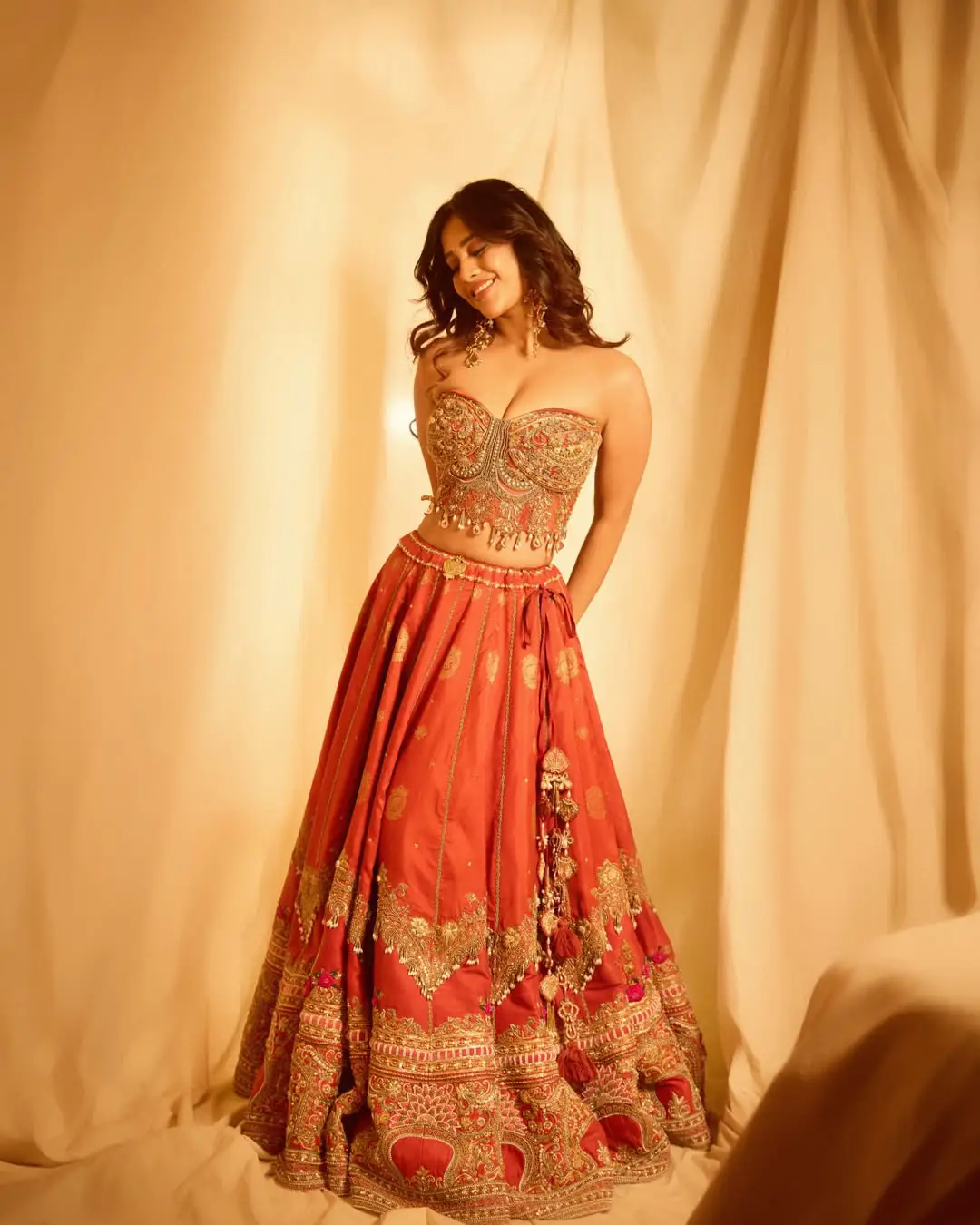 Hot beauty nabha natesh latest photo gallery