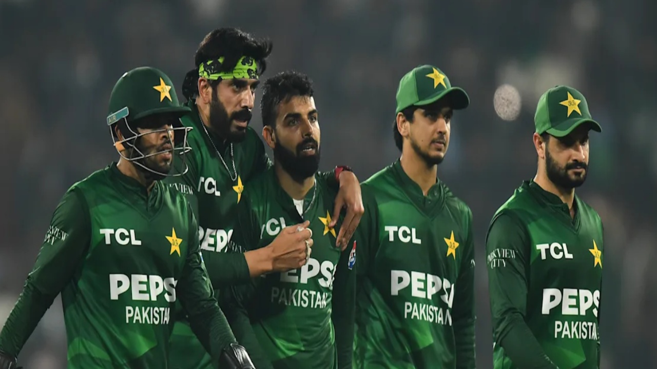 T20 World Cup 2026 : భార‌త్‌తో మ్యాచ్ బ‌హిష్క‌రిస్తే.. అంత‌ర్జాతీయ క్రికెట్ నుంచి పాక్ స‌స్పెష‌న్‌? ఐసీసీ మాస్ట‌ర్ ప్లాన్..!