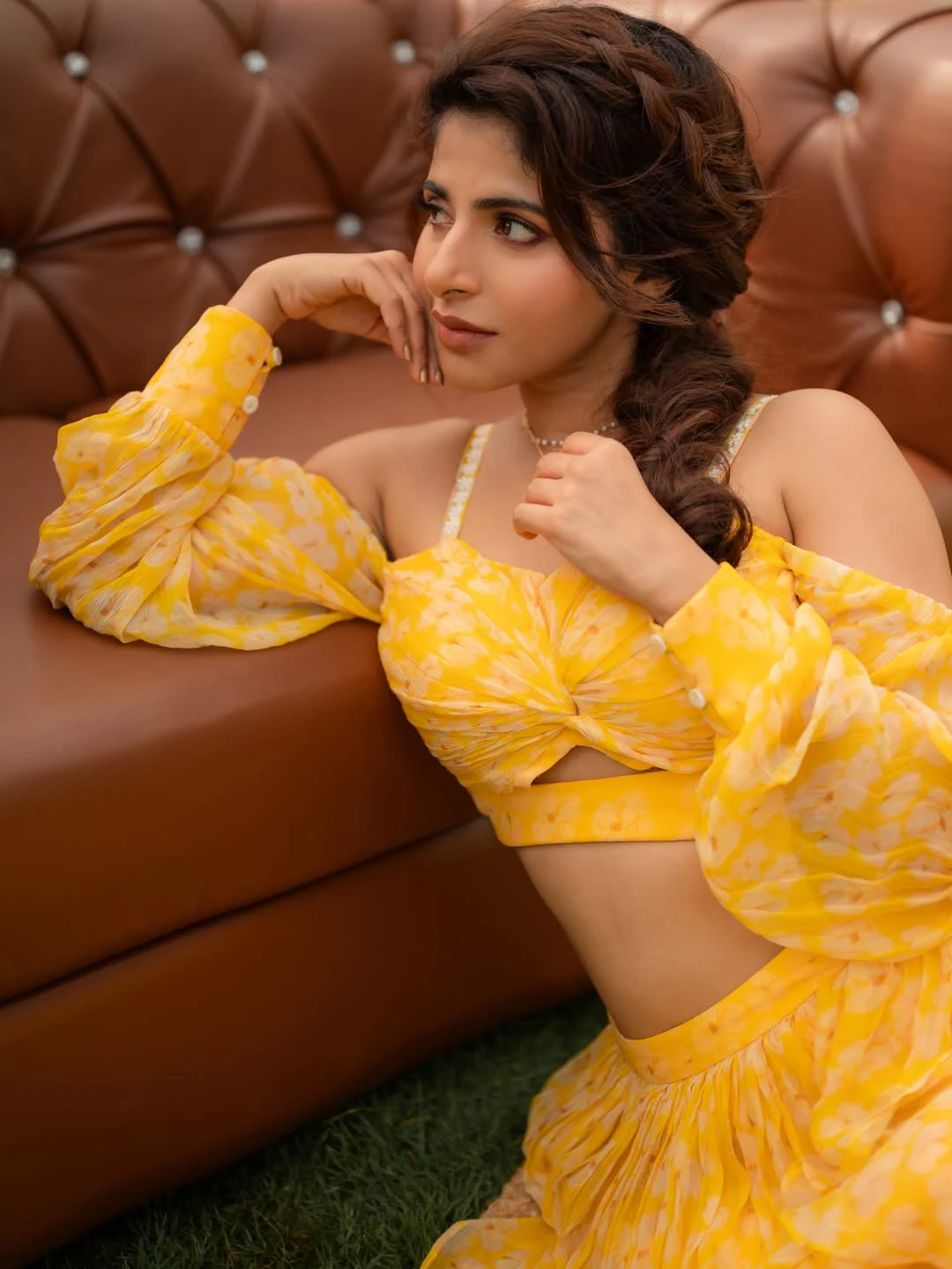 Iswarya Menon Stunning Looks